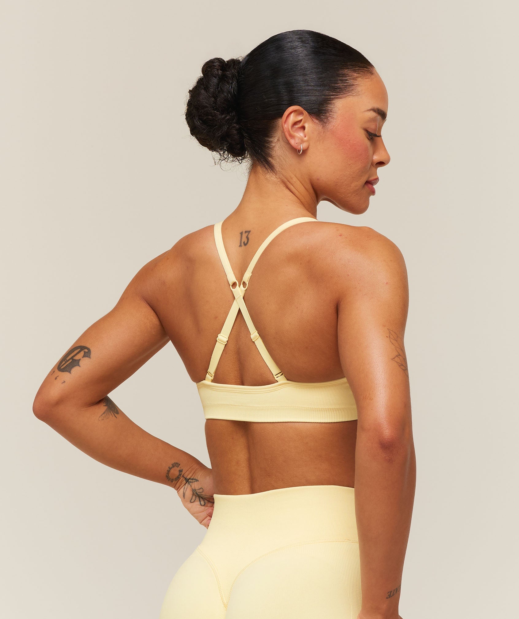 Lift Seamless Sports Bra - Butter Yellow — imagem 2