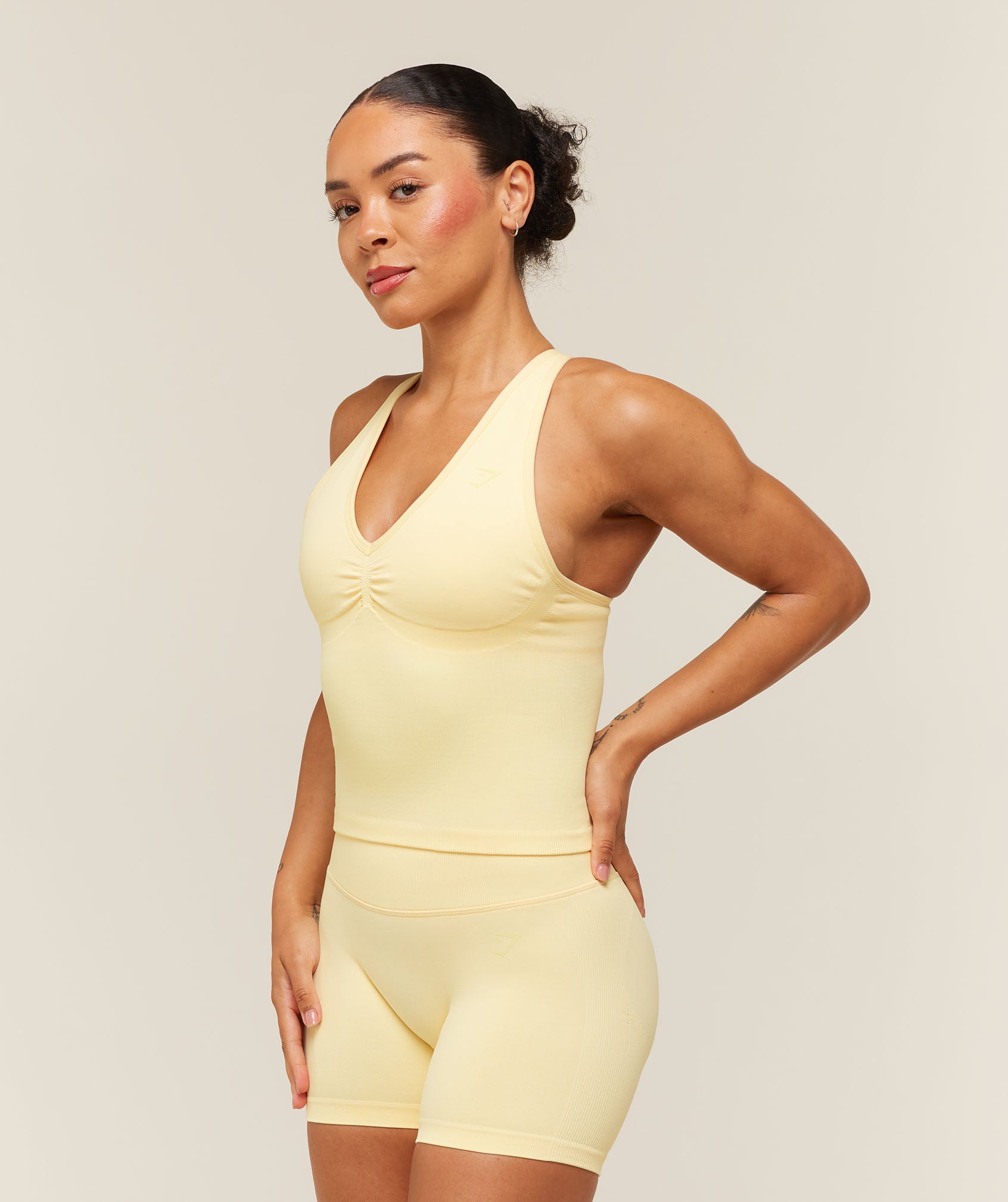 Lift Seamless Tank with Shelf - Butter Yellow — imagem 4