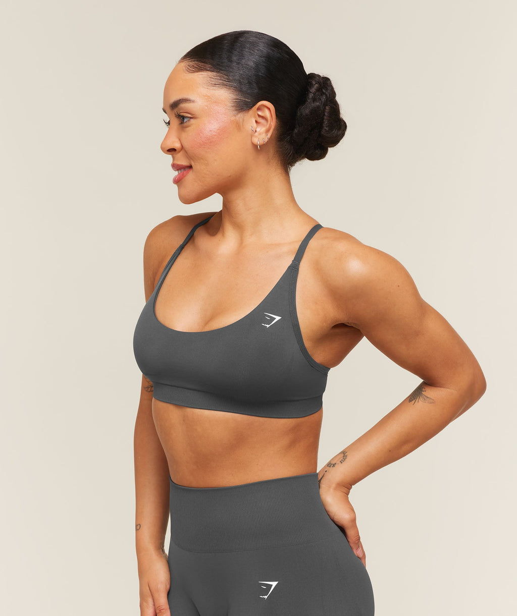 Everyday Seamless Racerback Sports Bra - Grey — imagem 3