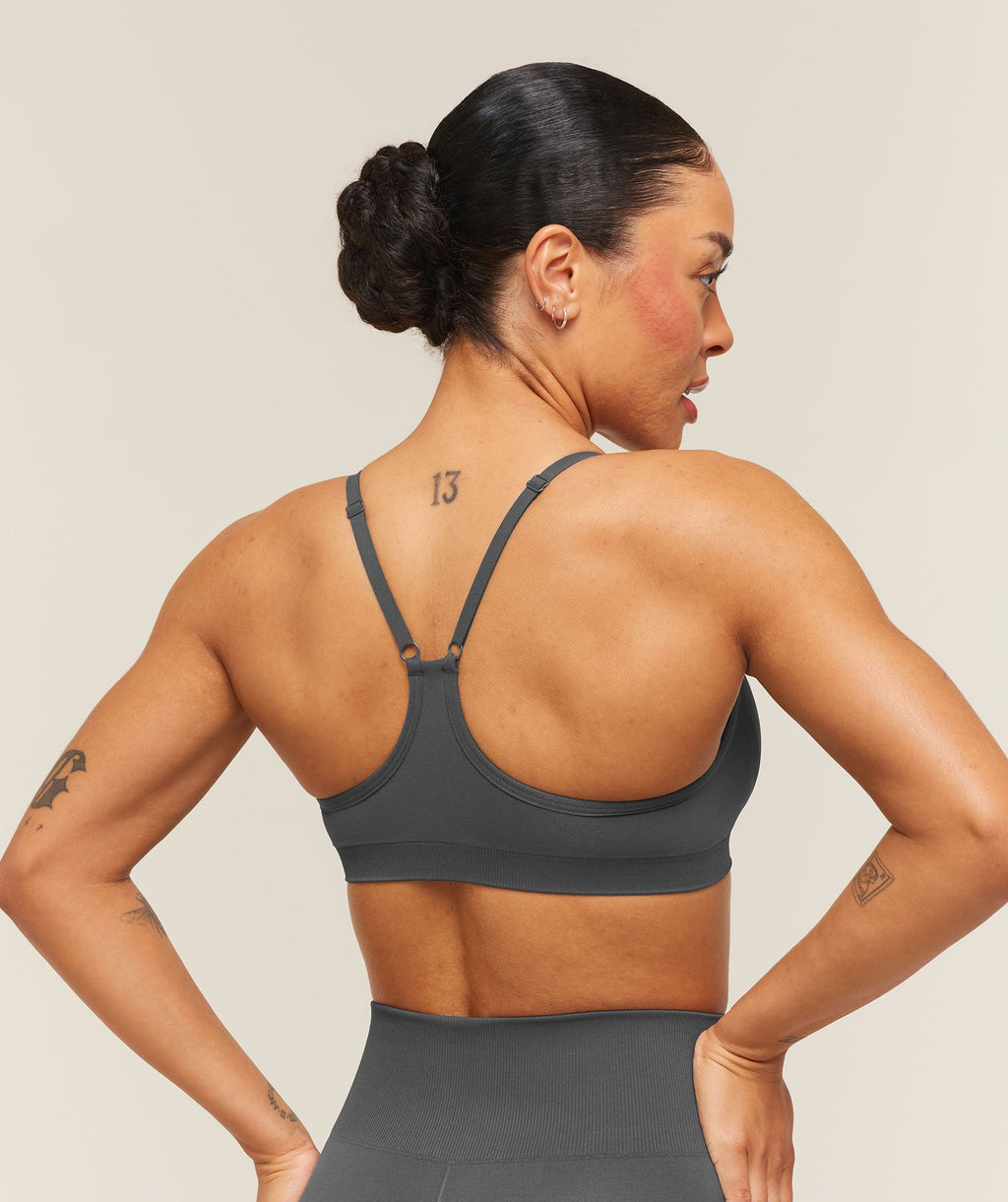 Everyday Seamless Racerback Sports Bra - Grey — imagem 2