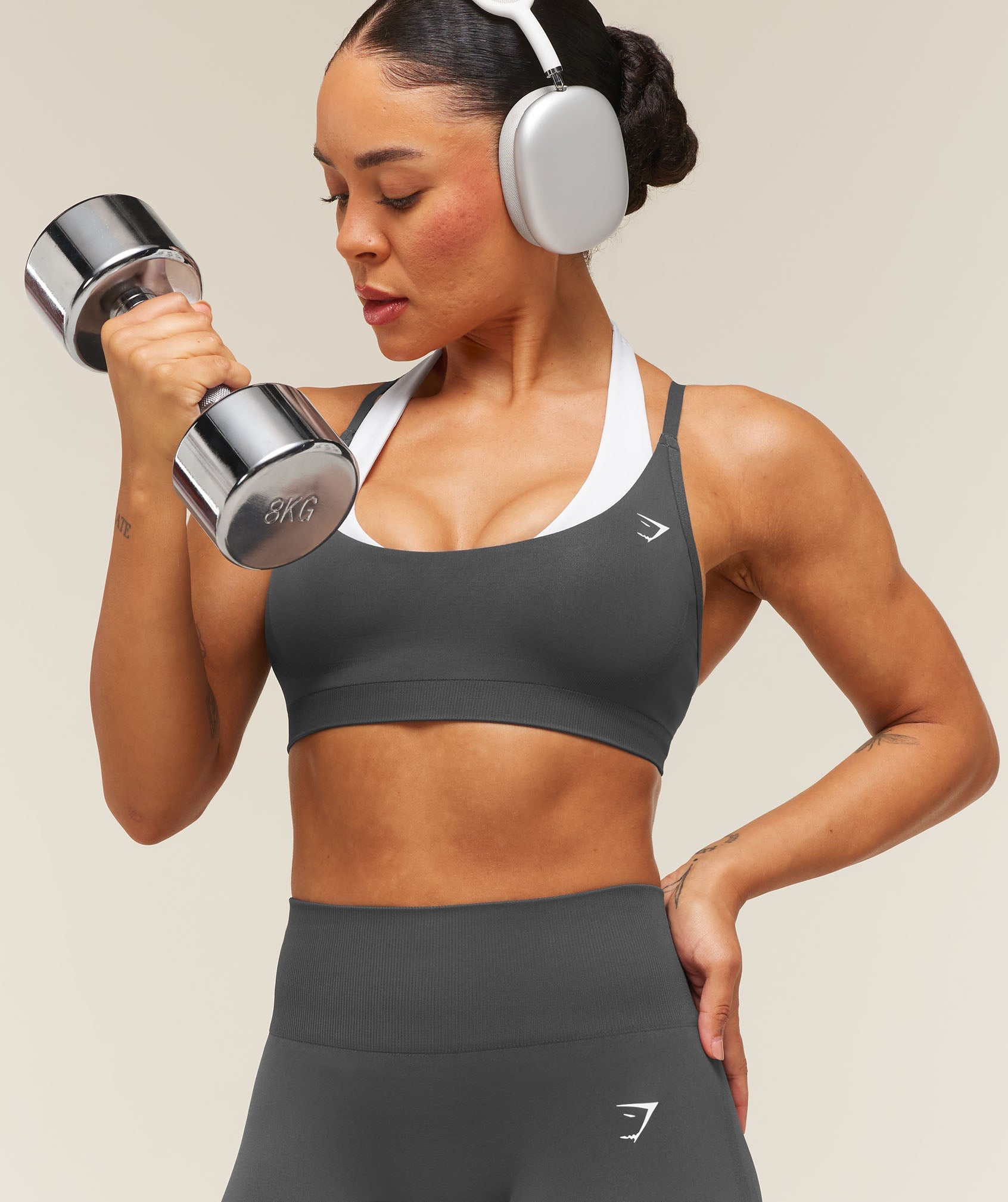 Everyday Seamless Racerback Sports Bra - Grey — imagem 5