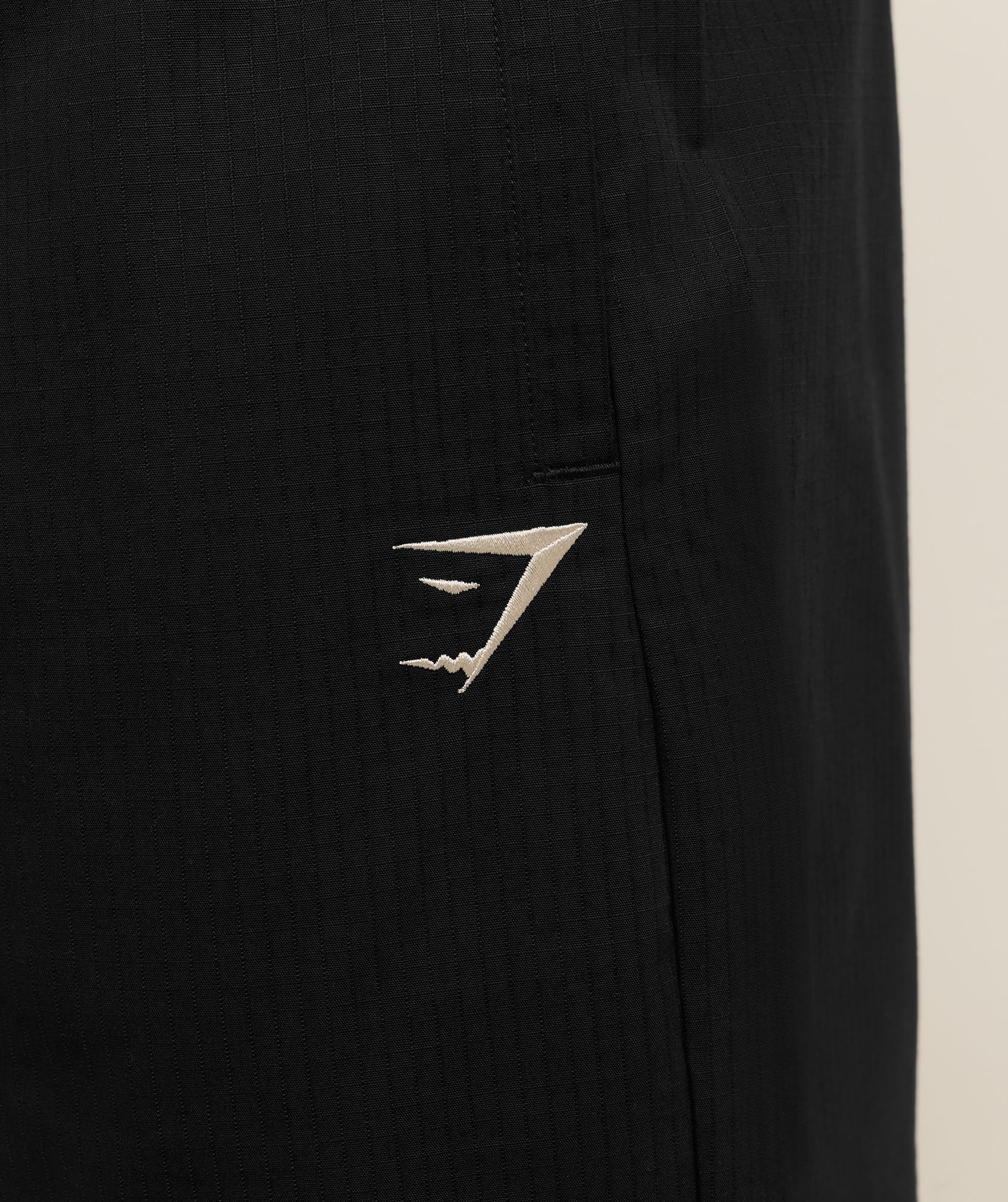 Longline Pumper Shorts - Black — imagem 8