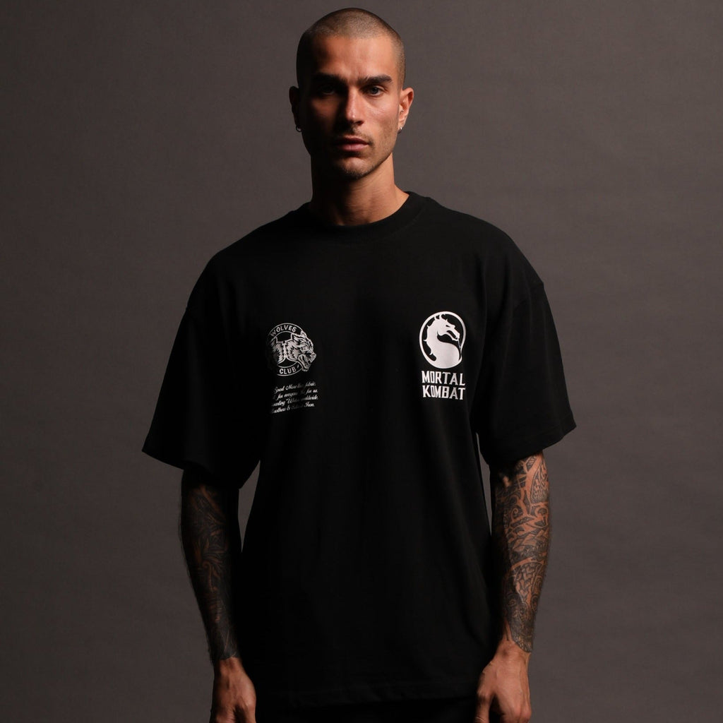 Test Your Might Premium Oversized Tee in Black — imagem 3