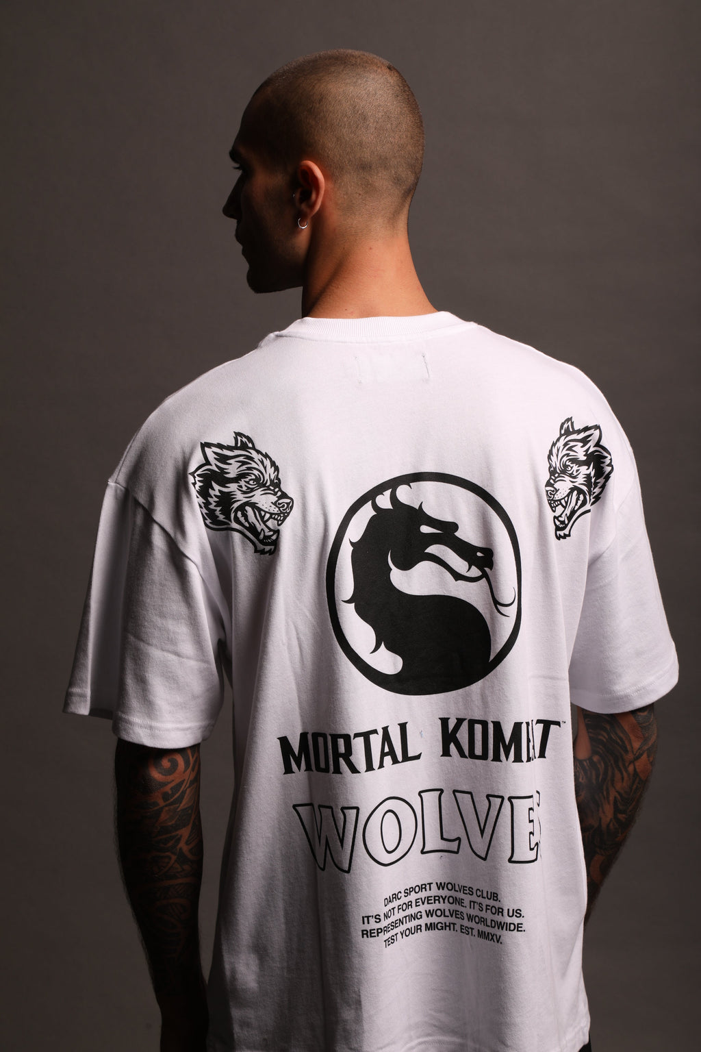 Test Your Might Premium Oversized Tee in White — imagem 3
