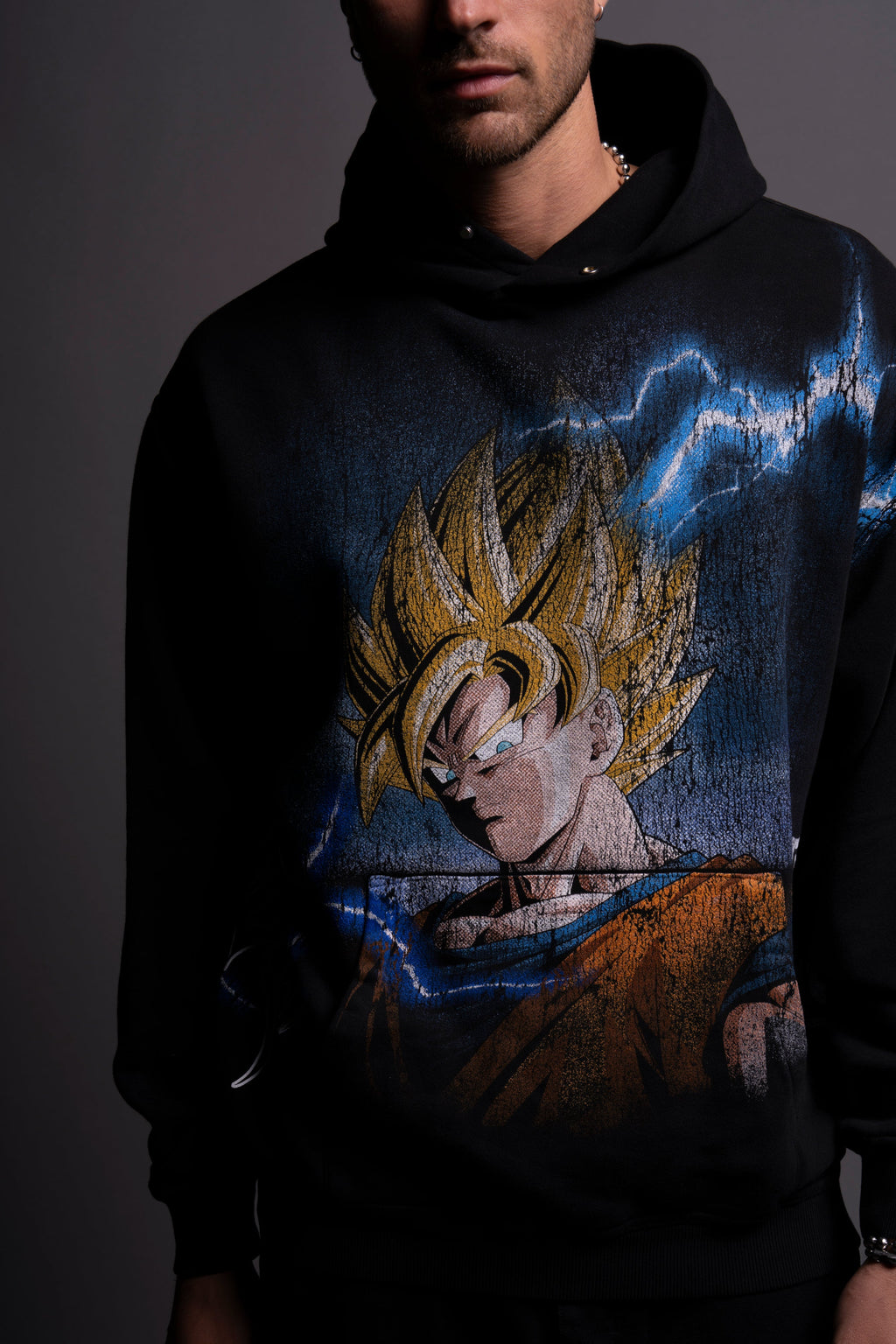 Goku Energy "Pierce" Hoodie in Black — imagem 6