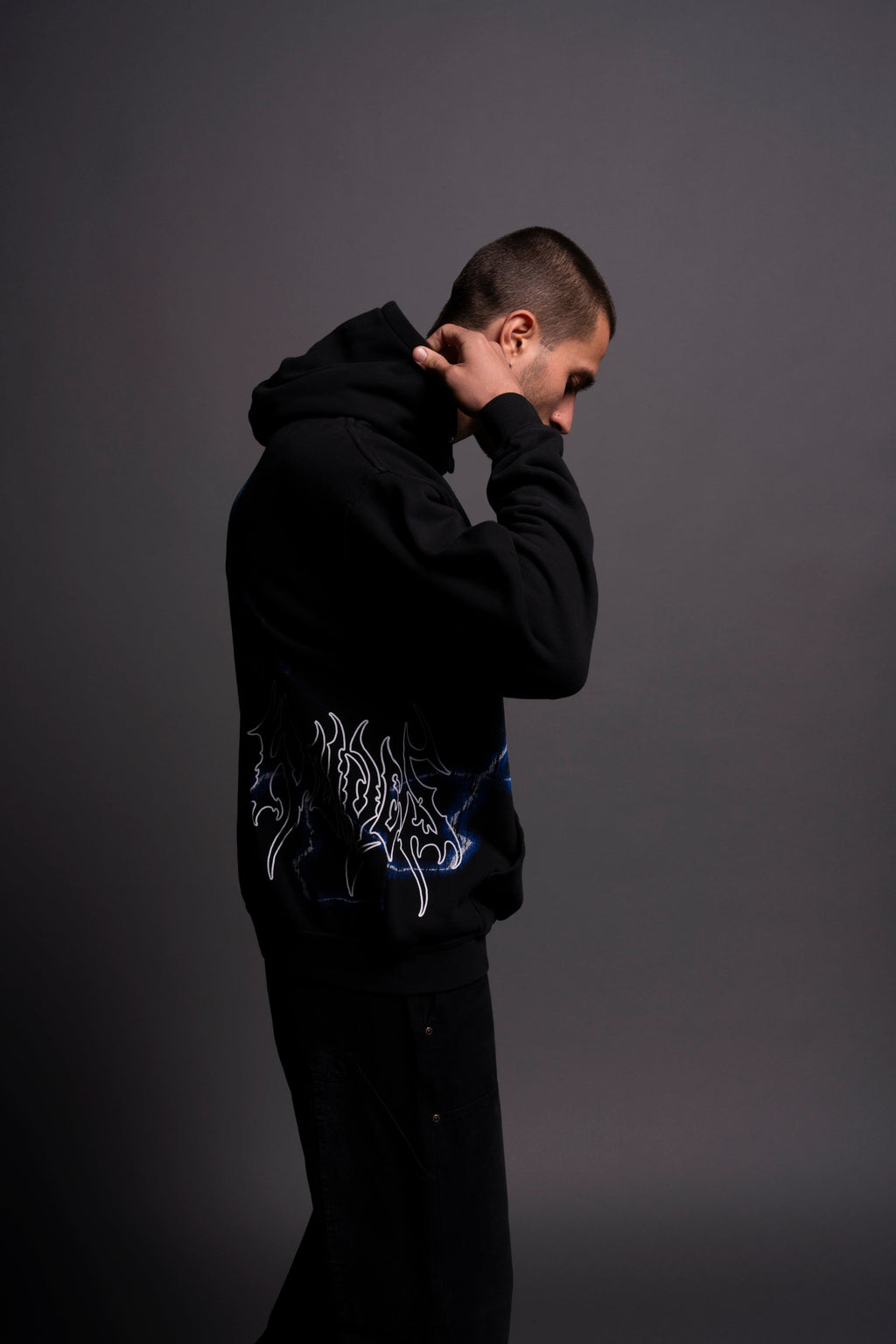 Goku Energy "Pierce" Hoodie in Black — imagem 7
