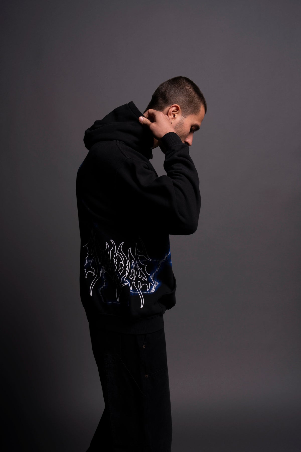 Goku Energy "Pierce" Hoodie in Black — imagem 7