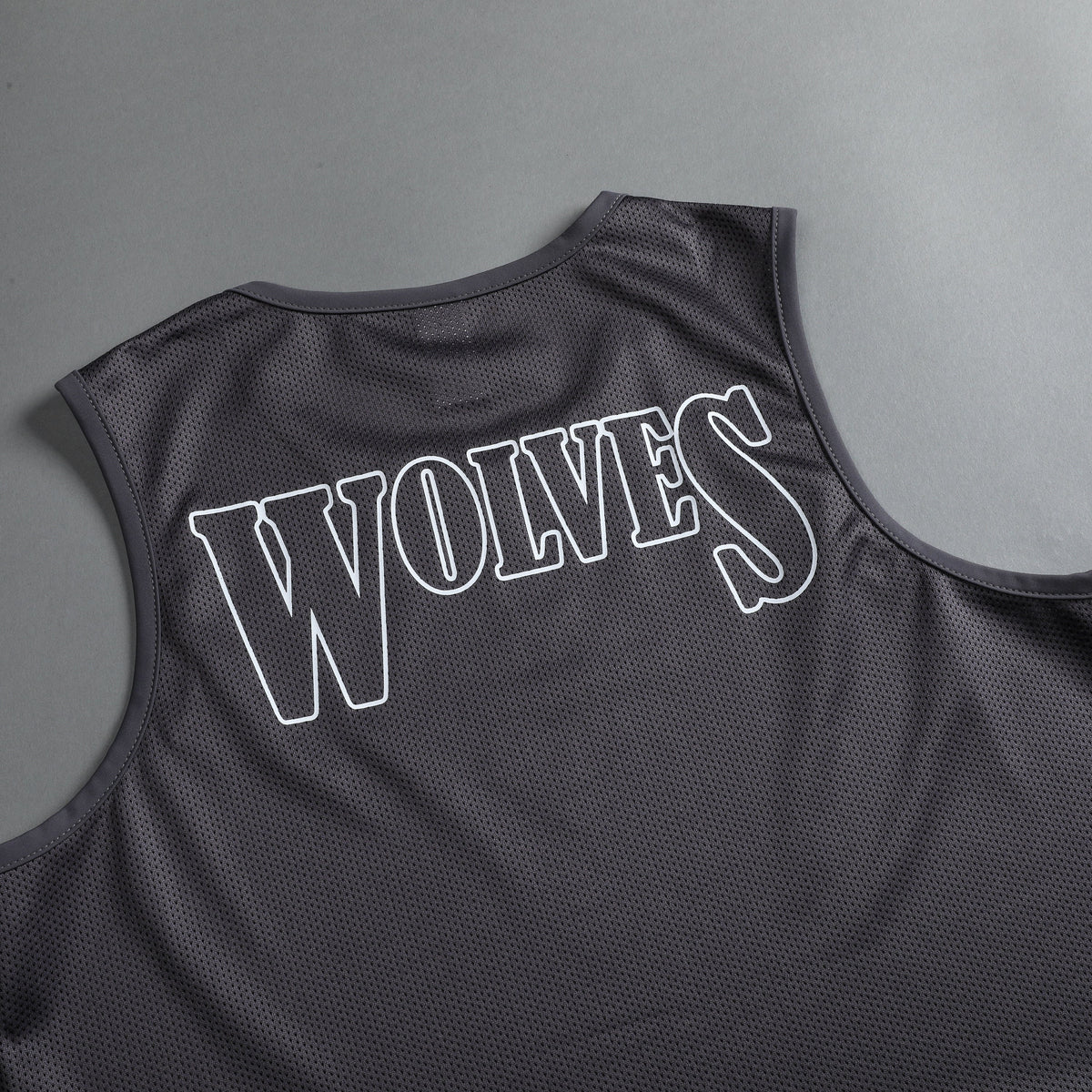 She Our Grit "Dry Wolf" Training Tank in Slate - imagem 7