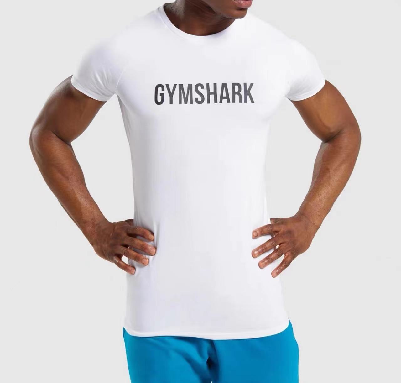 Camiseta Gymshark Logo Peito Slim Fit