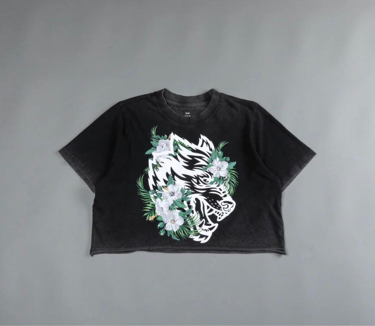 Cropped Darcsport Wolve's Classic