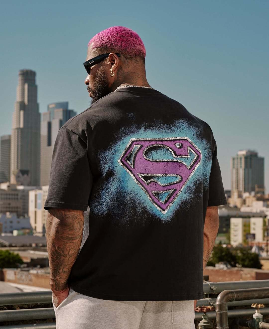 Camiseta YoungLA Superman DC Comics Oversized