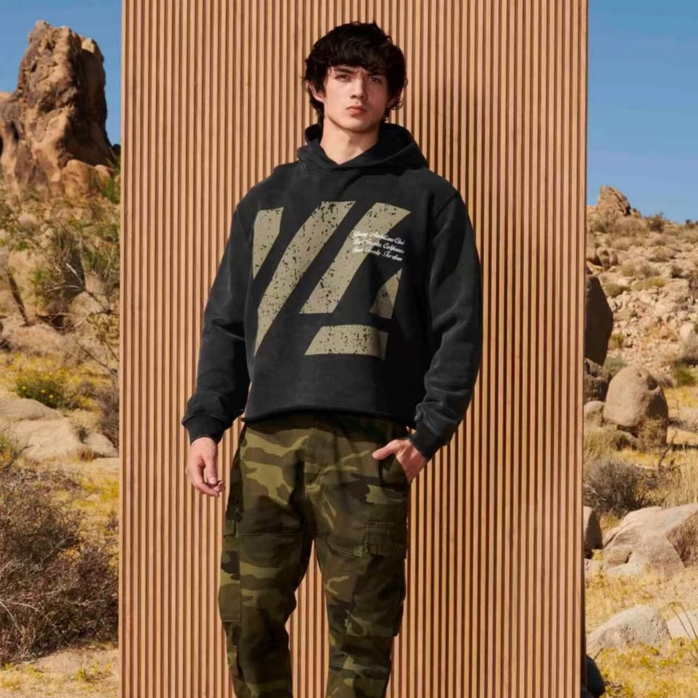 Moletom Youngla Icon Washed Hoodie.