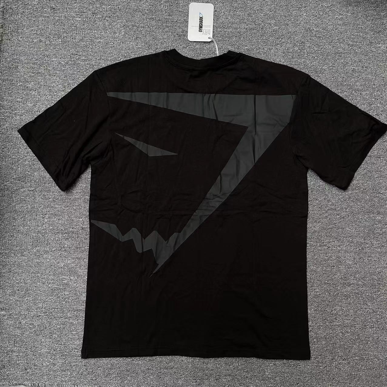 Camiseta Gymshark Oversized Logo Costas