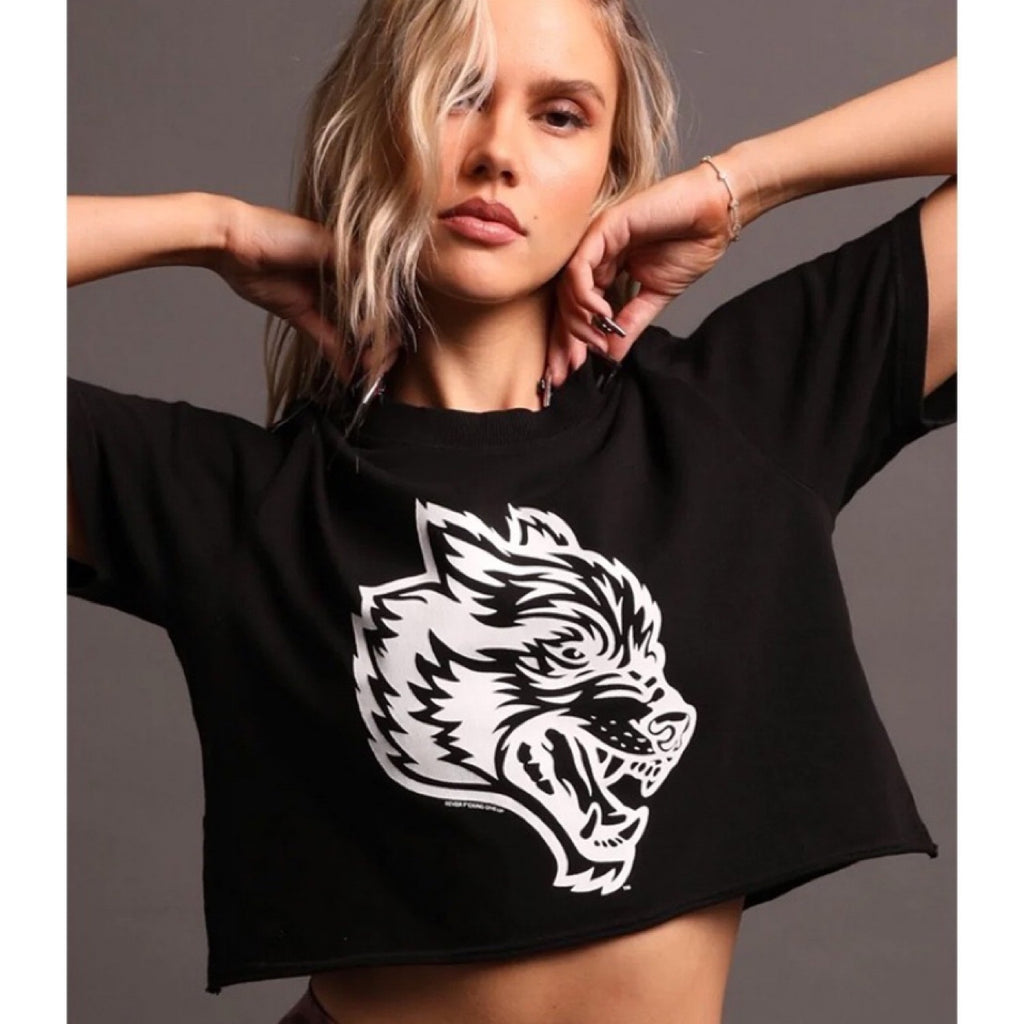 Cropped Darcsport Wolve's Classic