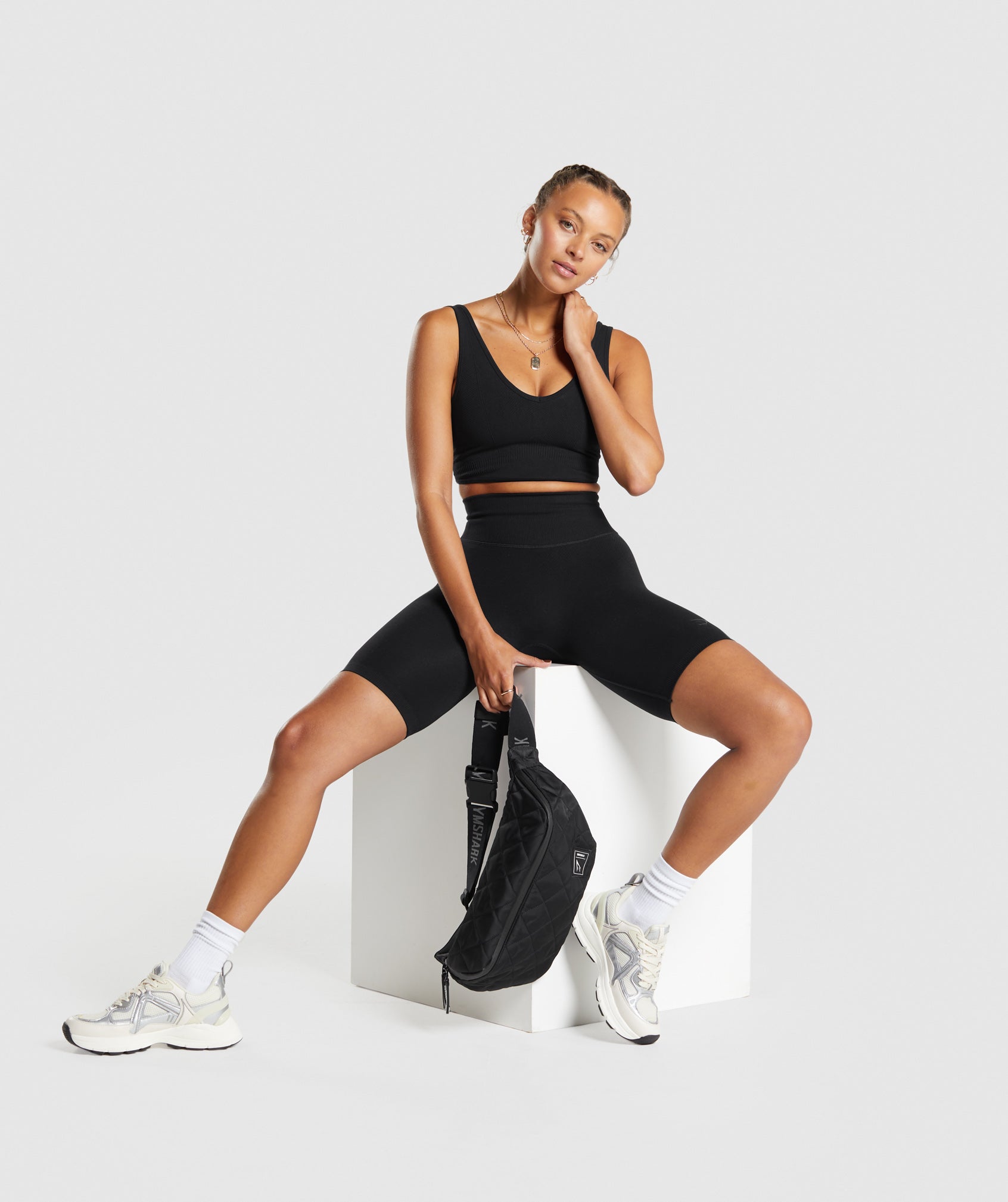 Rest Day Seamless Bralette - Black — imagem 5