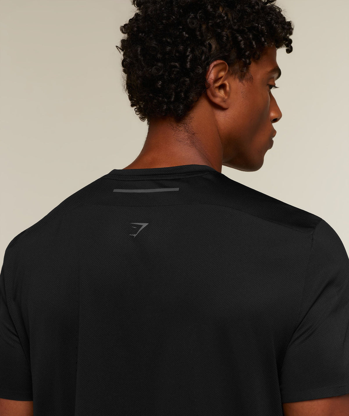 Running Elite Reg Fit T-Shirt - Black — imagem 5