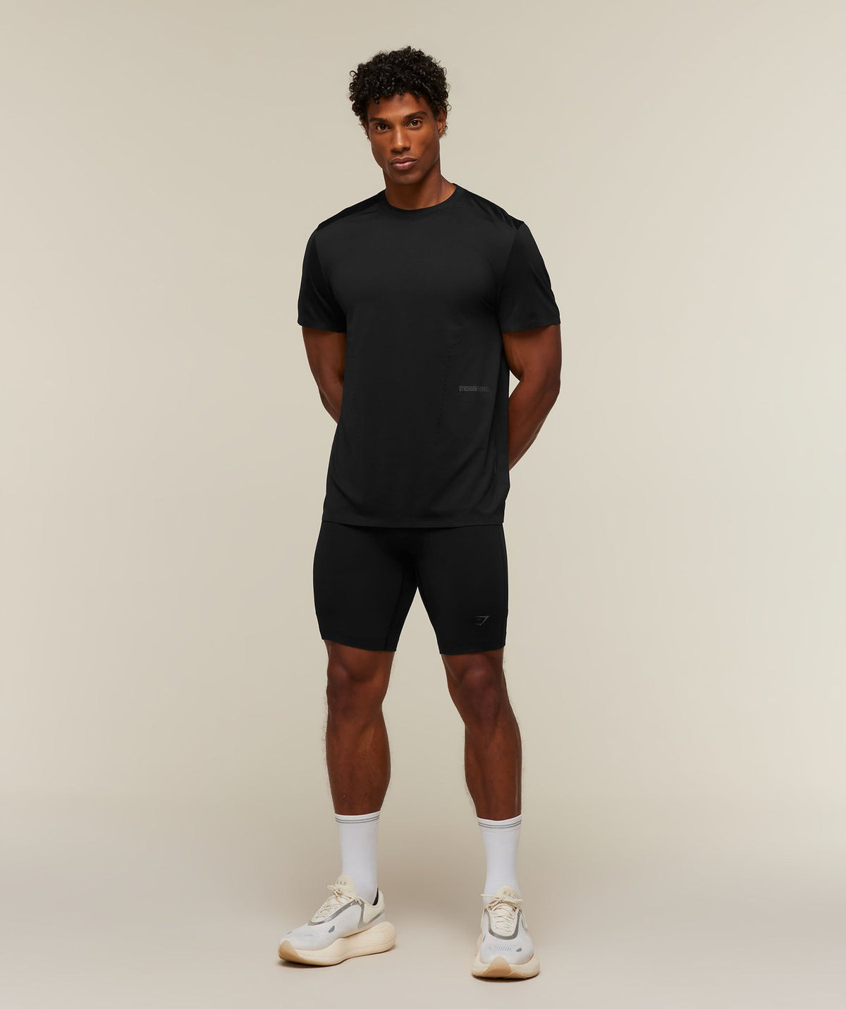 Running Elite Reg Fit T-Shirt - Black — imagem 6