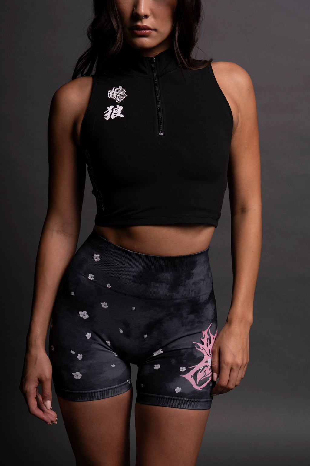 Okami "Tana" Energy Vest in Black — imagem 7