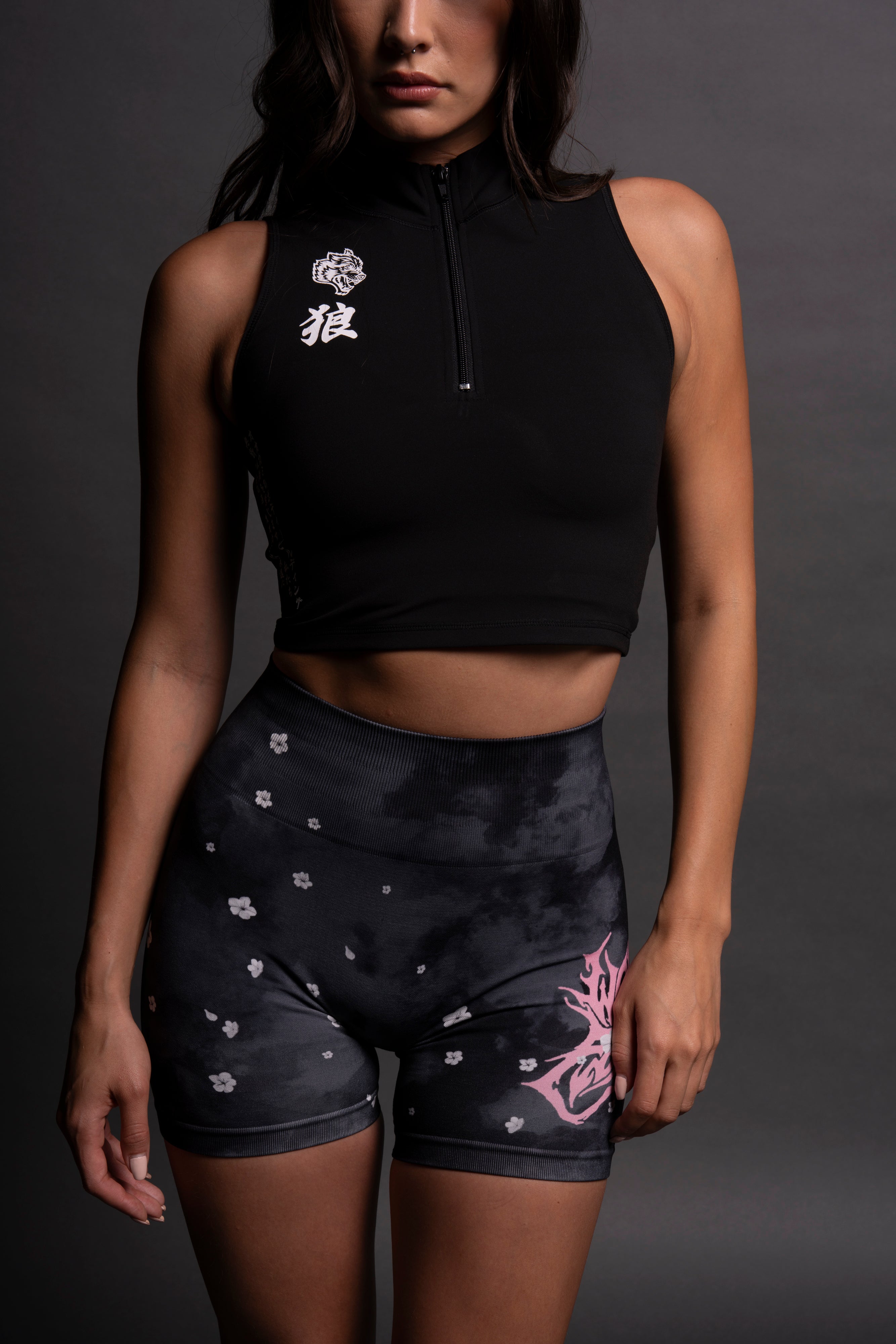 Okami "Tana" Energy Vest in Black — imagem 7