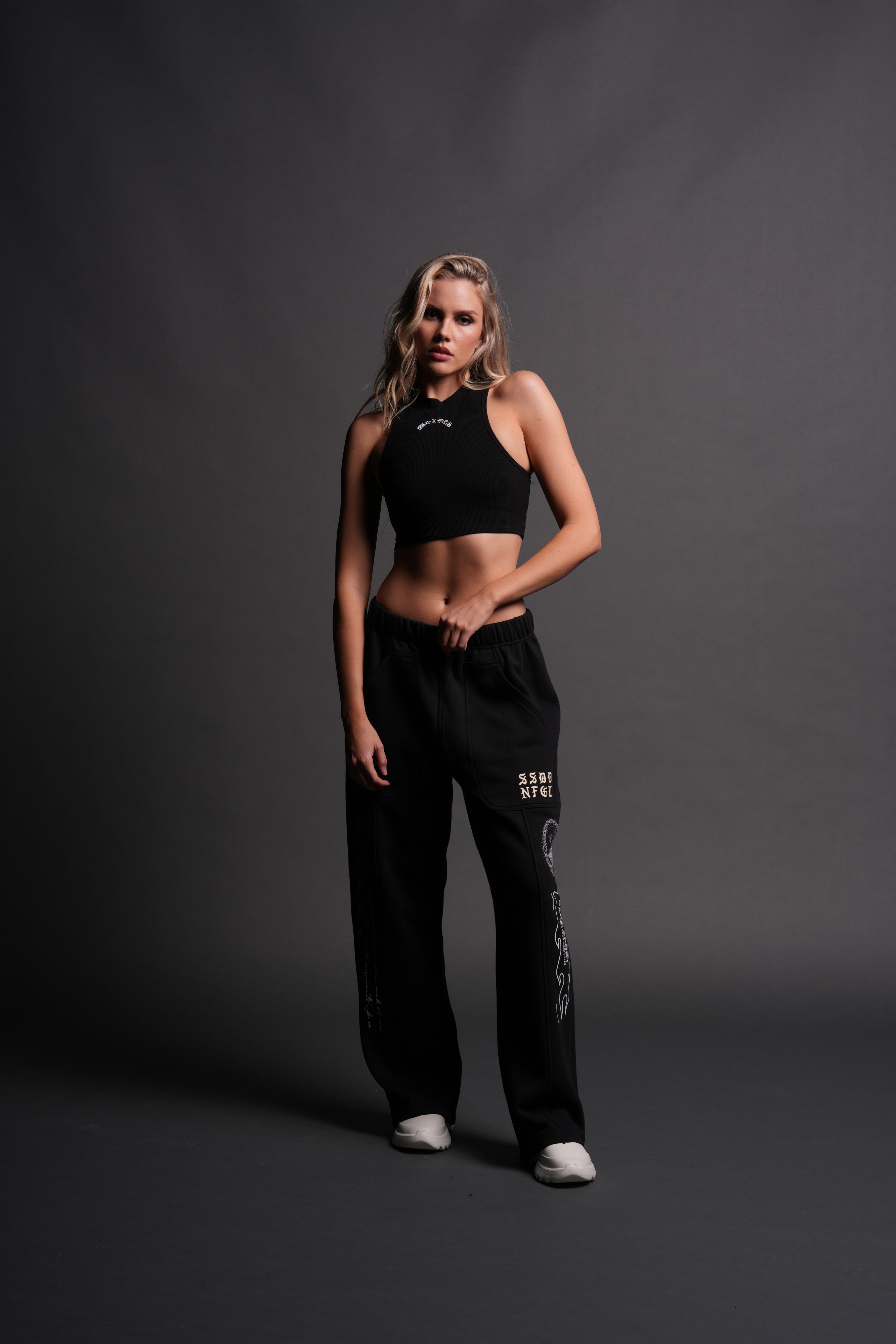 Chopper Romy Mockneck Ribbed Tank in Black — imagem 5