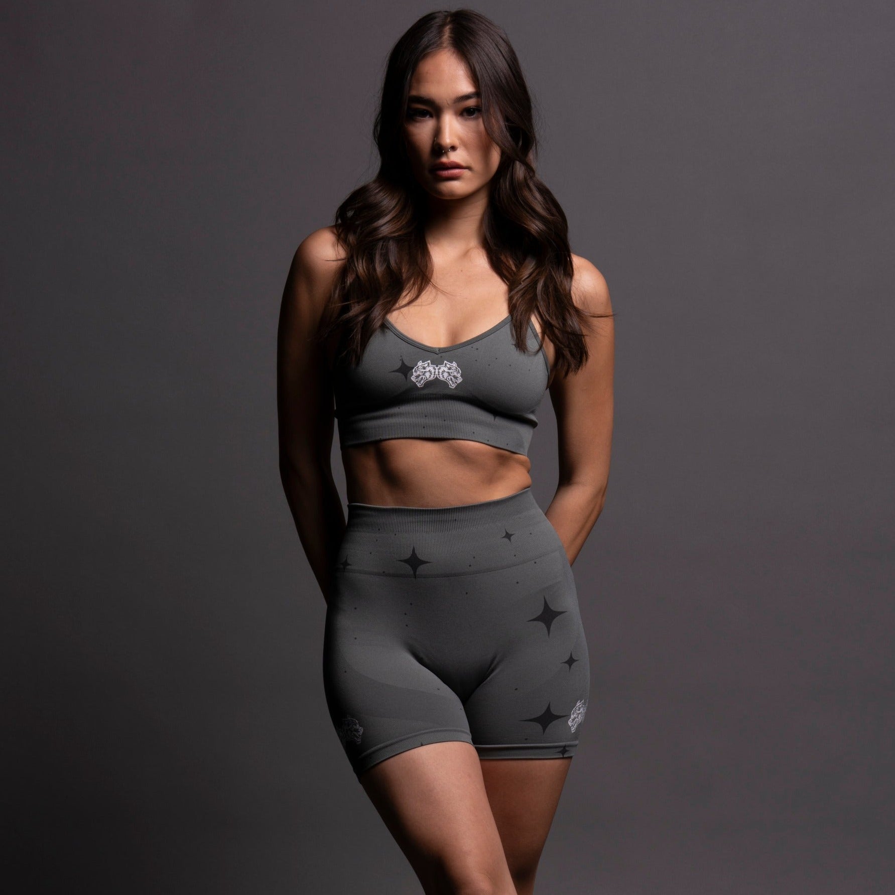 IYKYK Everson Seamless "Sports" Bra in Greek Stone Starry Night — imagem 2