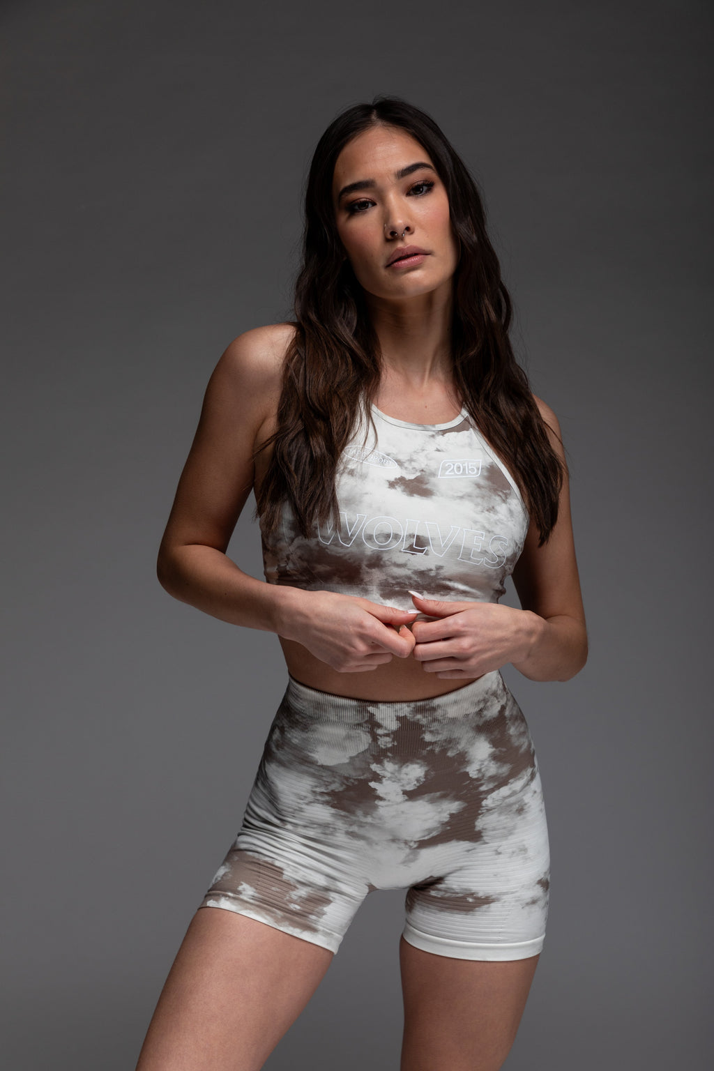 Faster "Everson Seamless" High Neck Bra in Stone Ghost Clouds — imagem 7