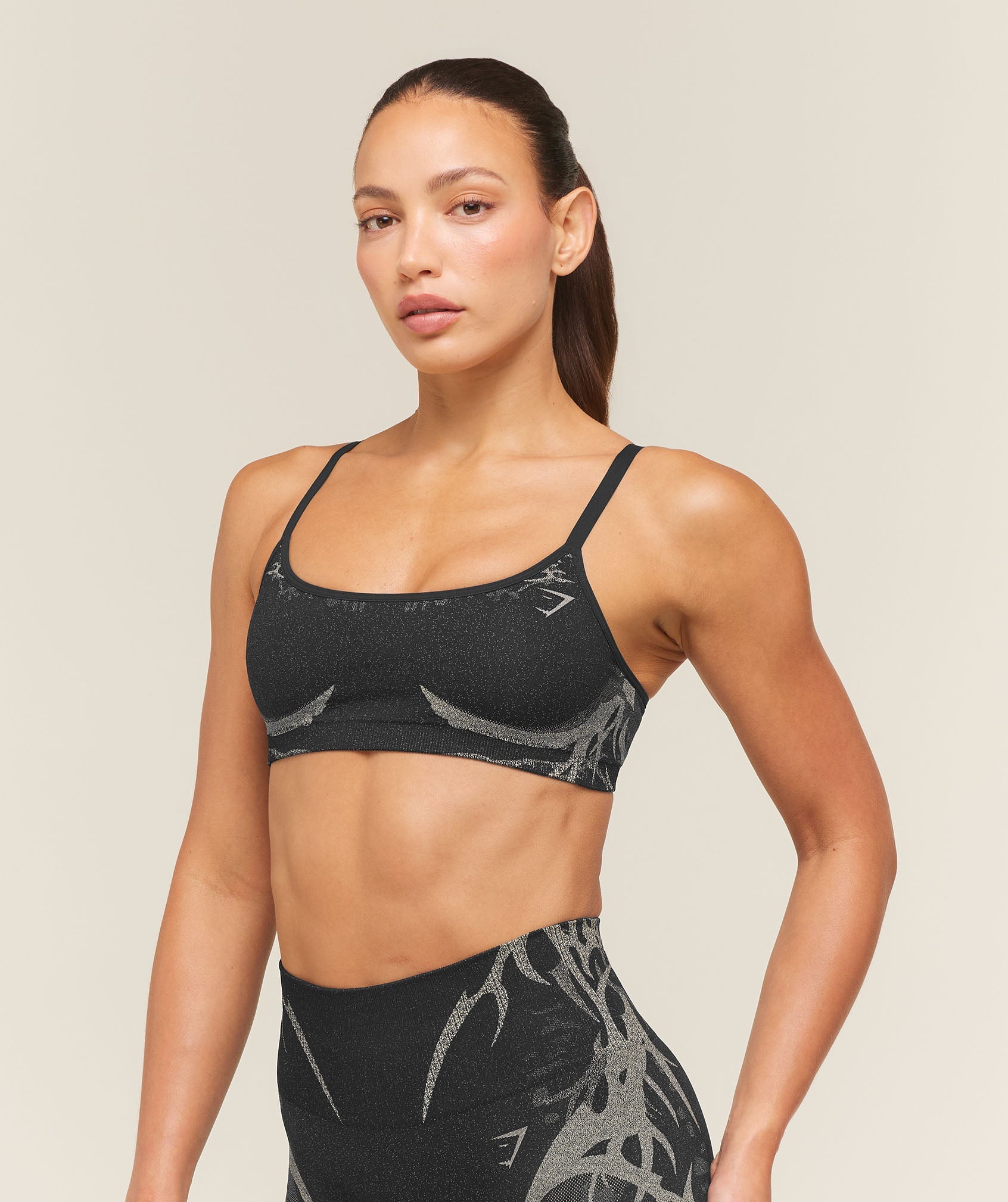 Storm Seamless Sports Bra - Black/Tinted White — imagem 3