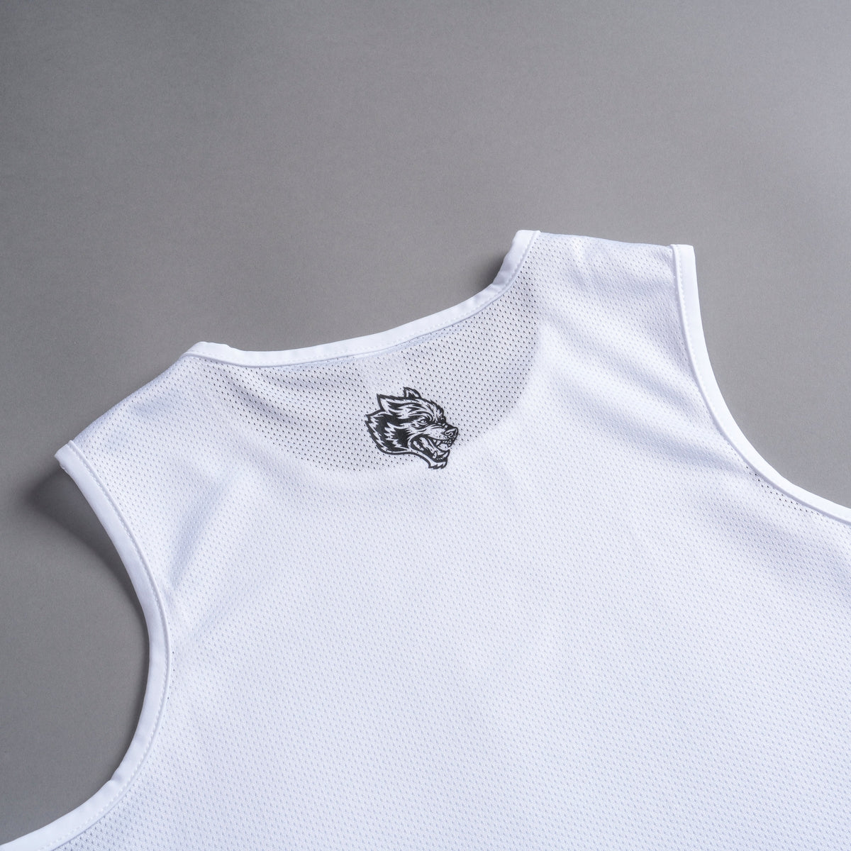 Chopper She "Dry Wolf" Training Tank in White - imagem 4