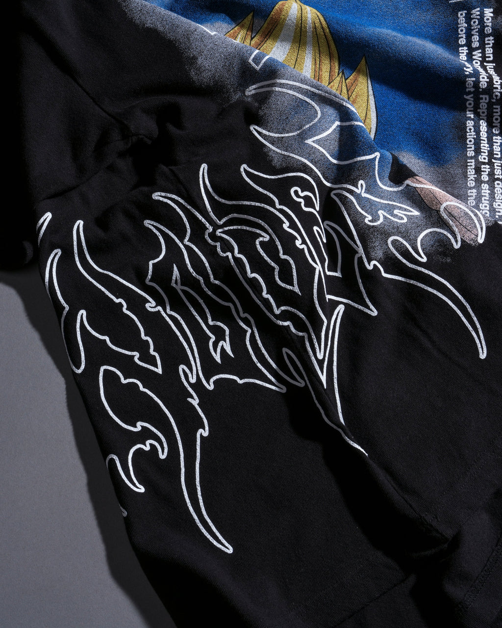 Goku "Premium" Oversized Tee in Black — imagem 9