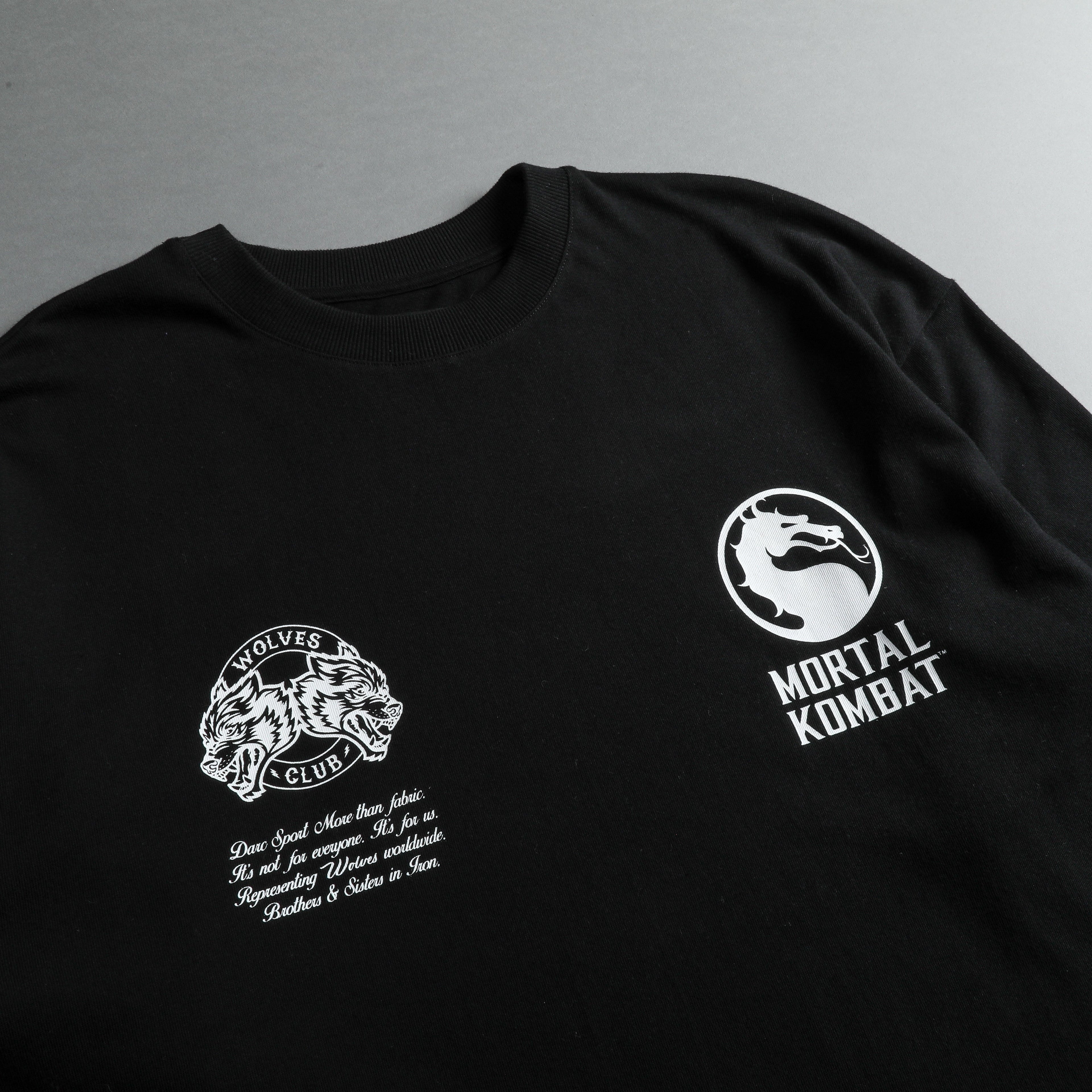 Test Your Might Premium Oversized Tee in Black — imagem 5