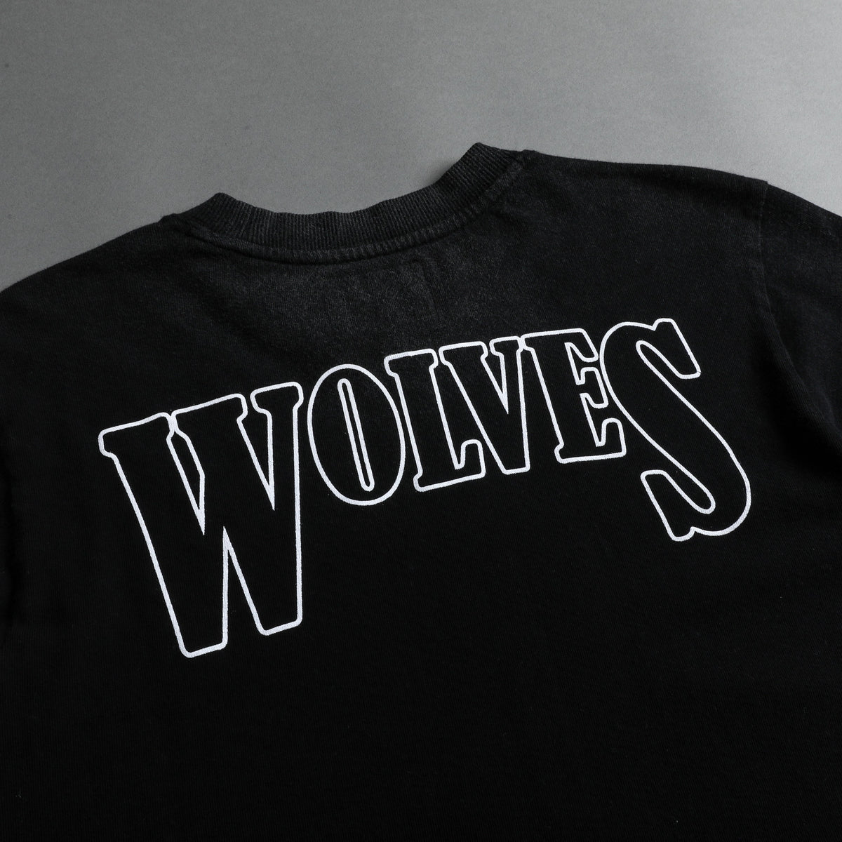 Run Free "Premium Vintage" (Cropped) Tee in Black - imagem 7