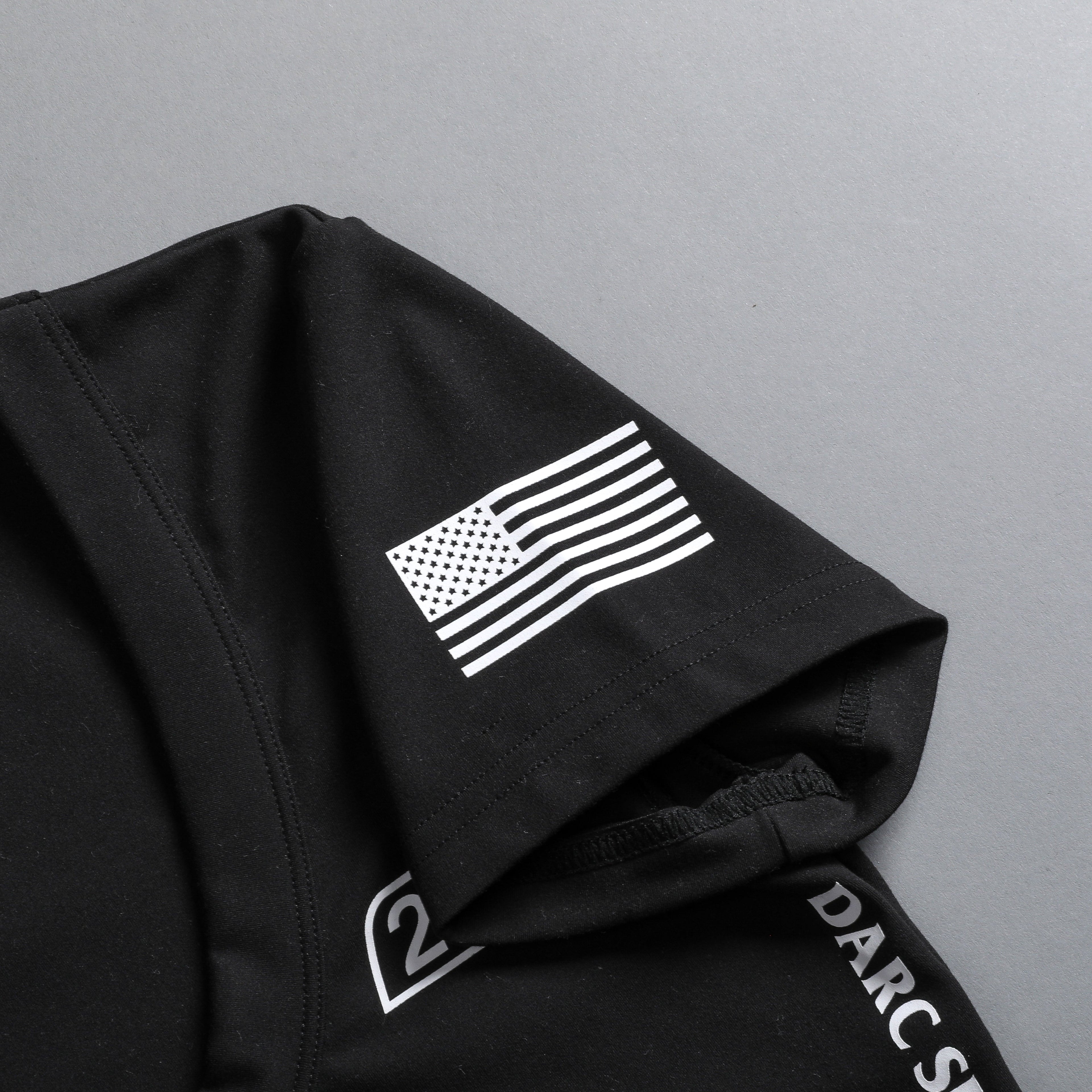 Faster S/S Grace "Energy" Top in Black — imagem 11