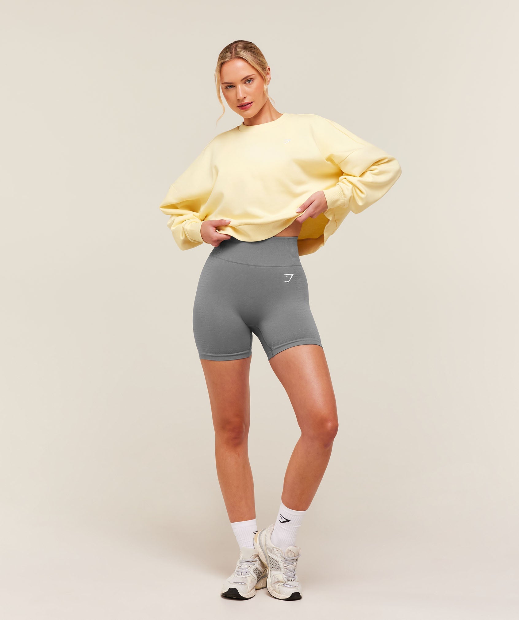 Training Oversized Boxy Sweatshirt - Butter Yellow — imagem 5