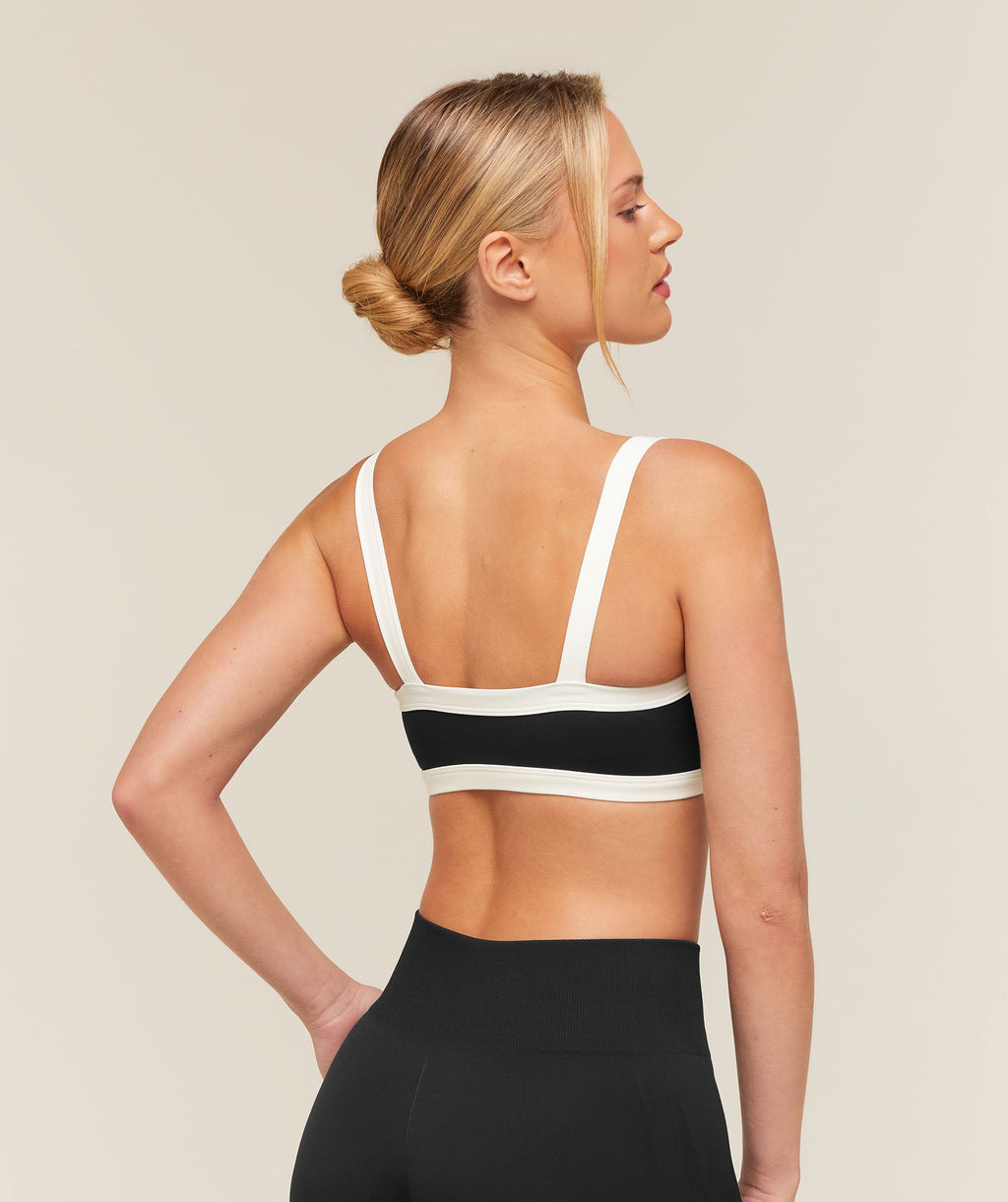 Training Campus Sports Bra - Black/Soft White — imagem 3