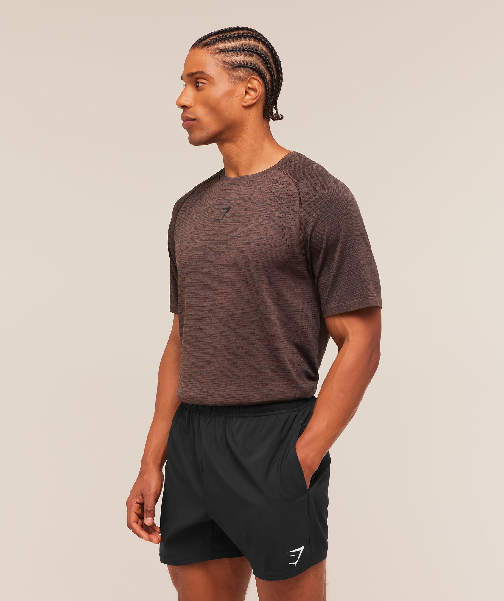 Versatile Seamless T-Shirt - Espresso Brown/Black — imagem 3