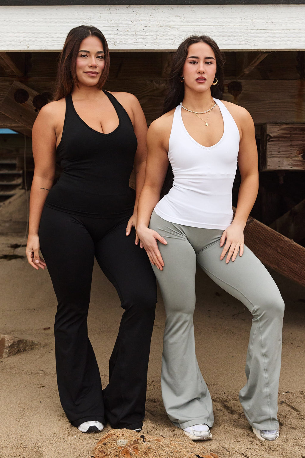 W2276 - Curve Seamless Flare Leggings (Short) — imagem 2