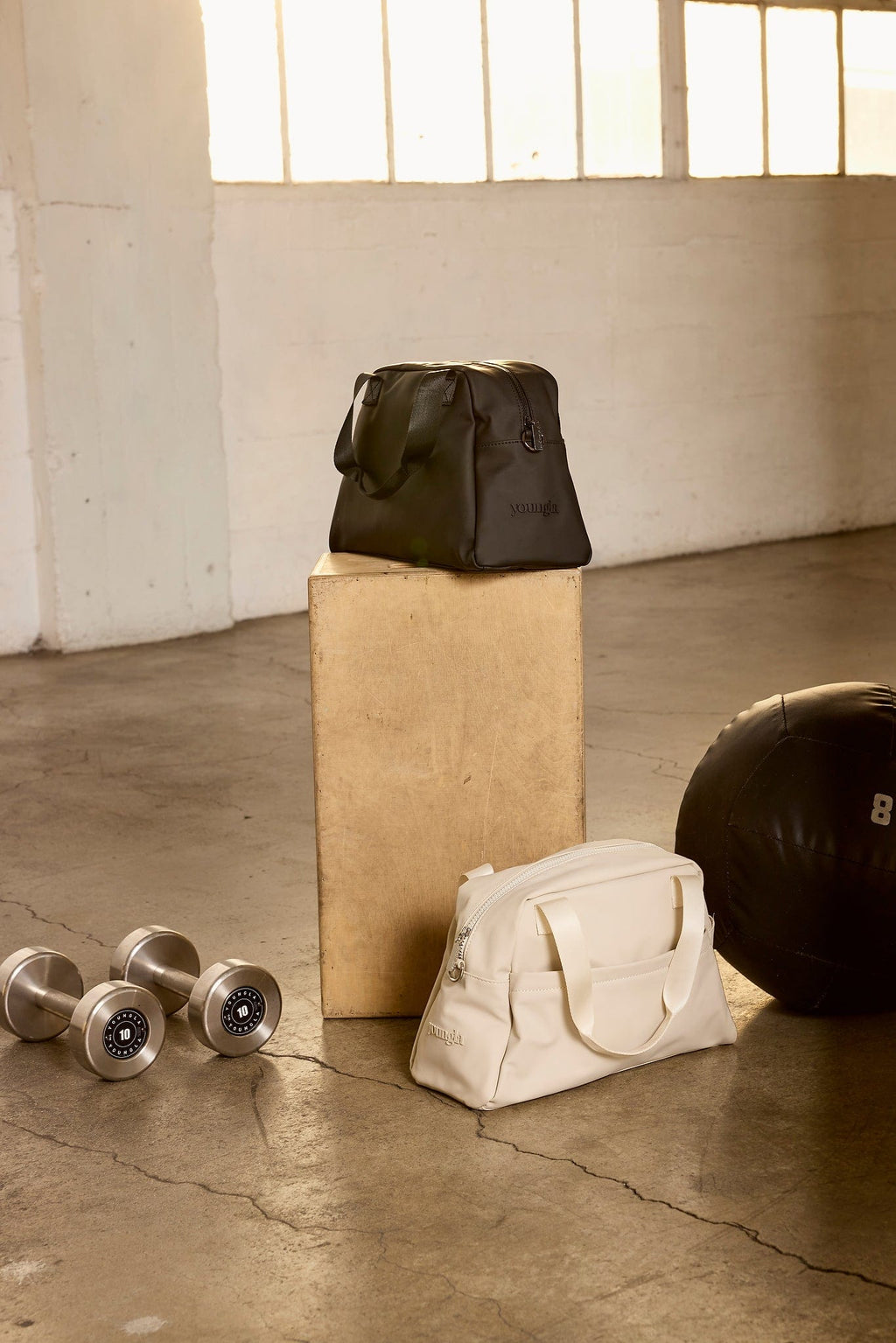 W613 Sleek Mini Duffle — imagem 3