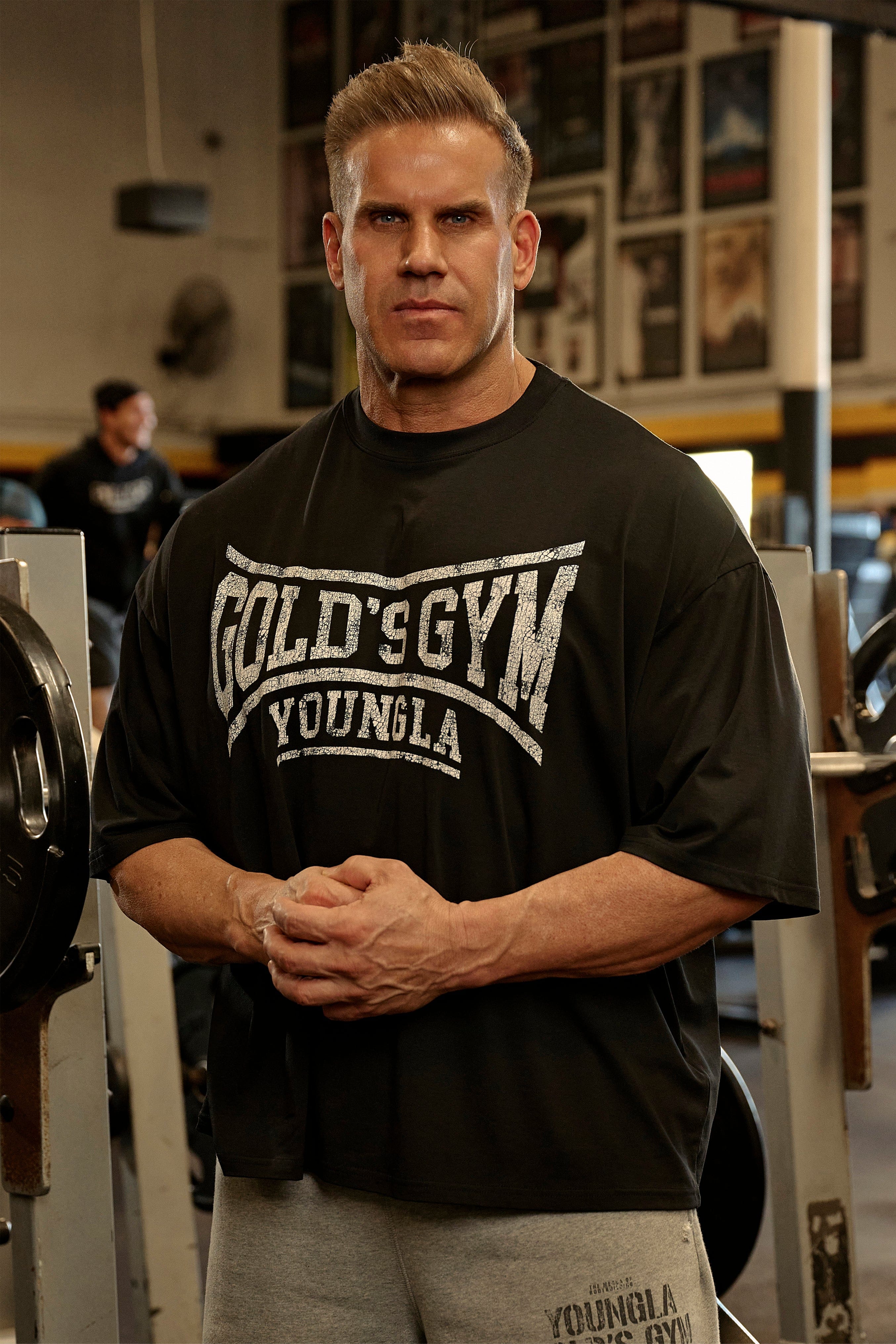 4248 - Gold's Iron Legacy Huge Tees — imagem 4