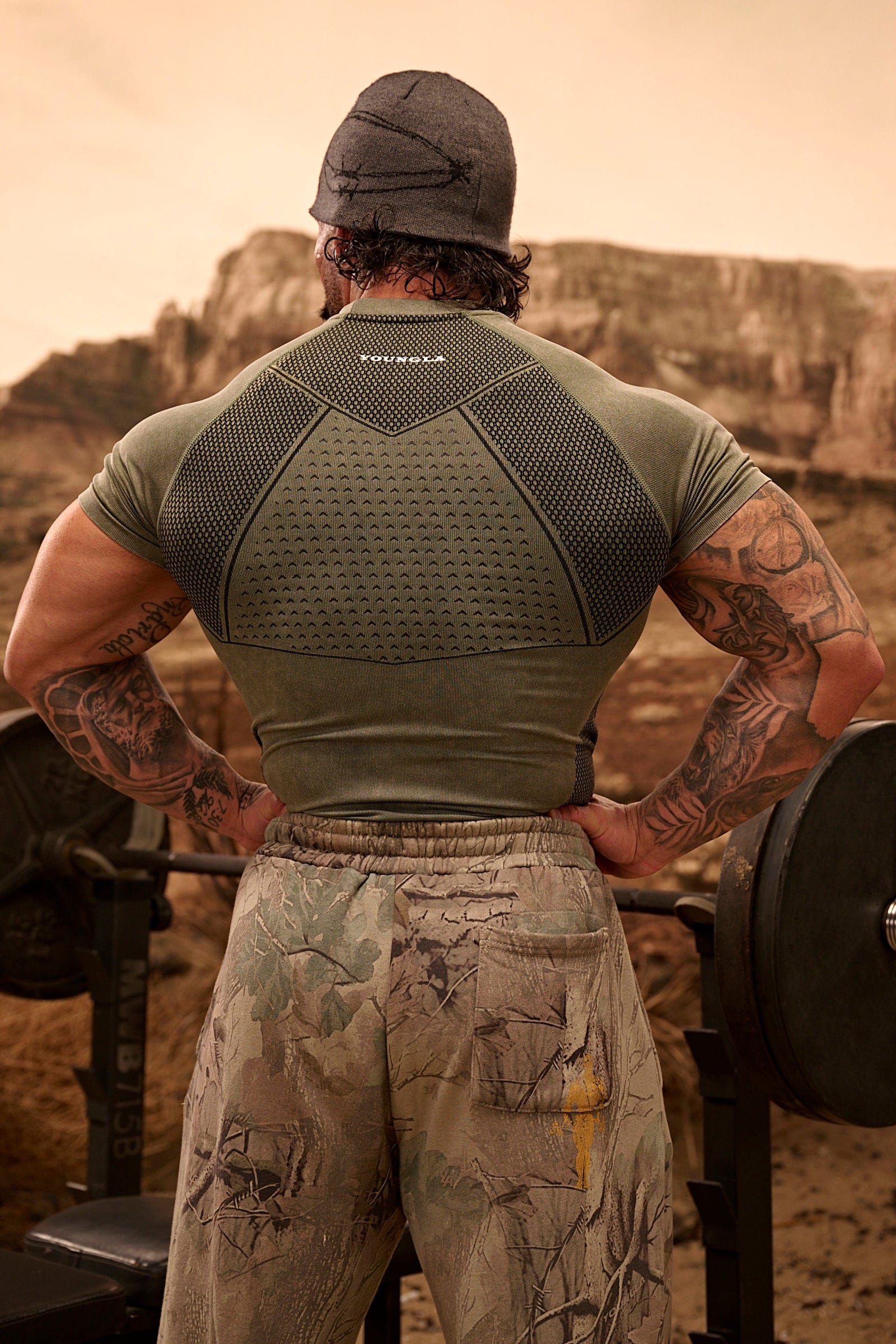 4286 - Gold's Iron Legacy Compression Tees — imagem 2