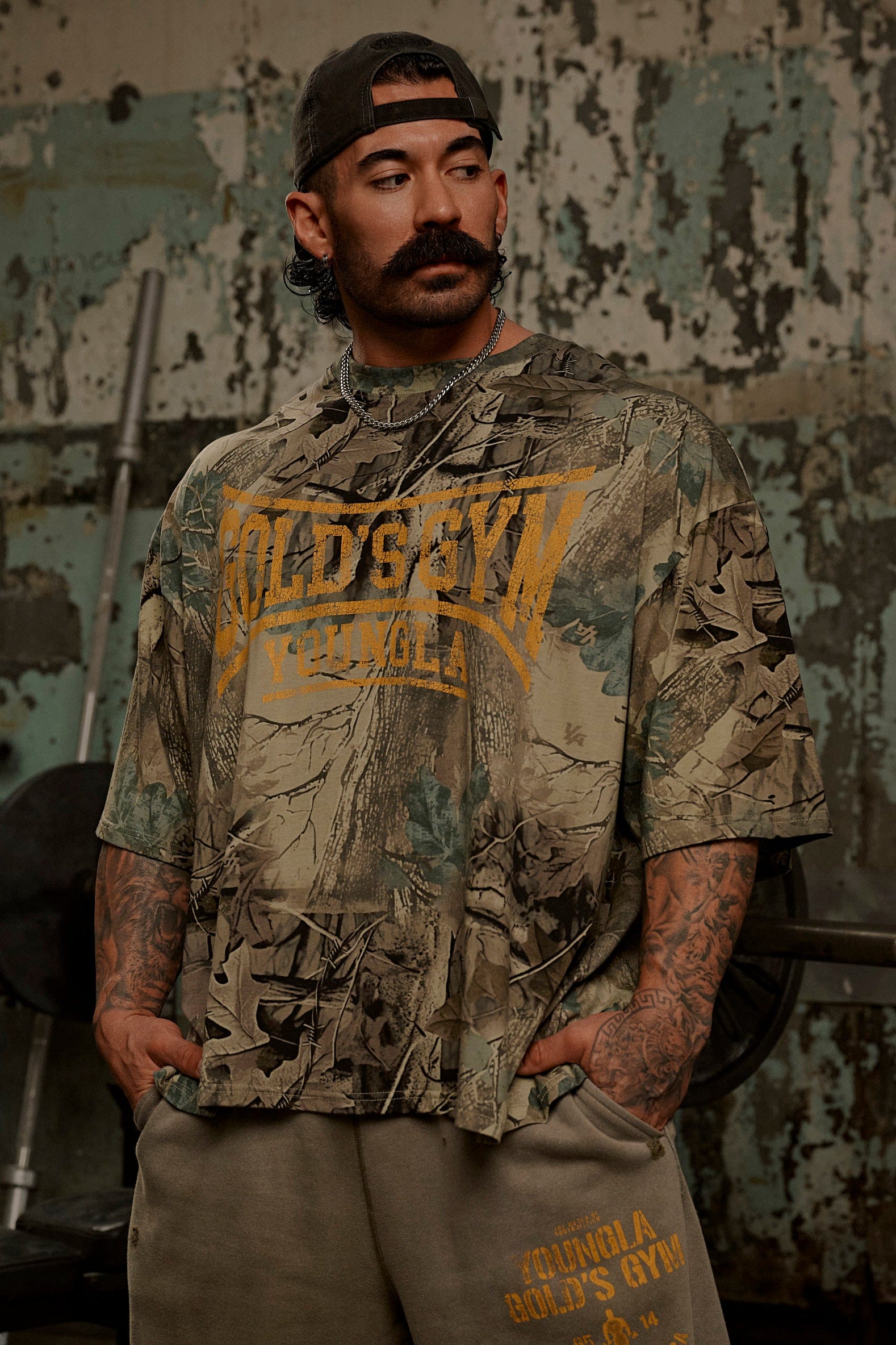 4248 - Gold's Iron Legacy Huge Tees — imagem 5