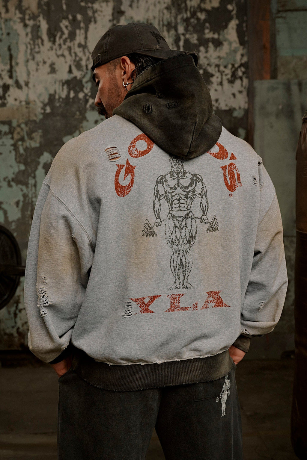5168 - Gold's Iron Legacy Distress Hoodies — imagem 4