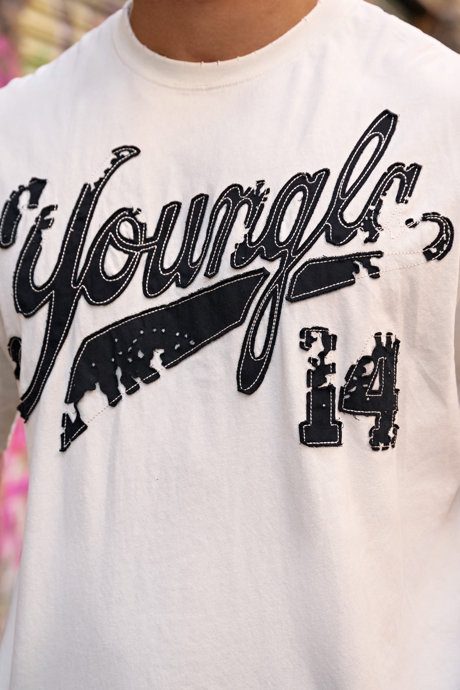 4182 - Distressed Script Tees — imagem 2