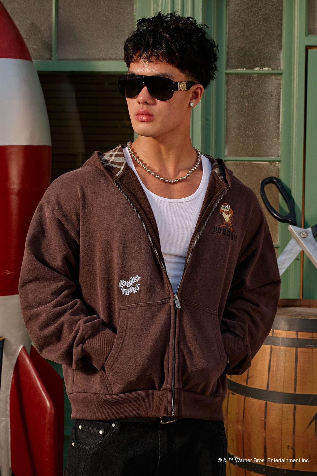 5257 - Looney Tunes Plaid Zip-Ups — imagem 5