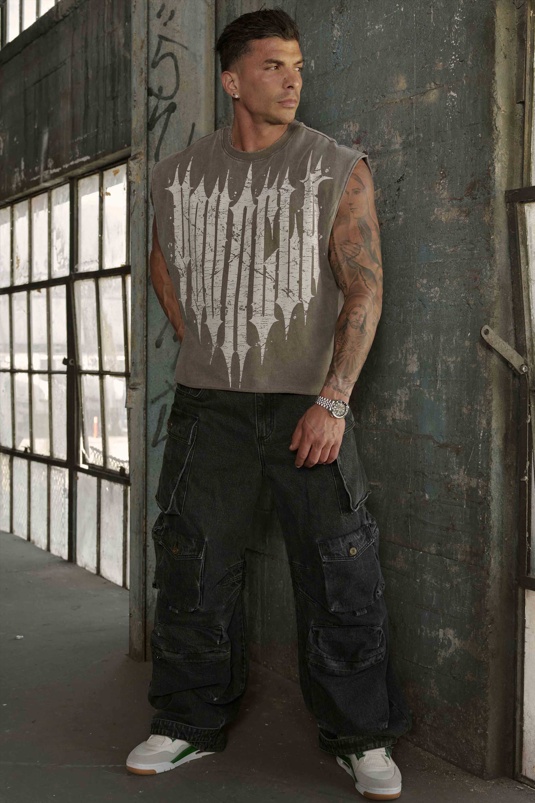 3021 - Revenge Crop Cut-Offs — imagem 5