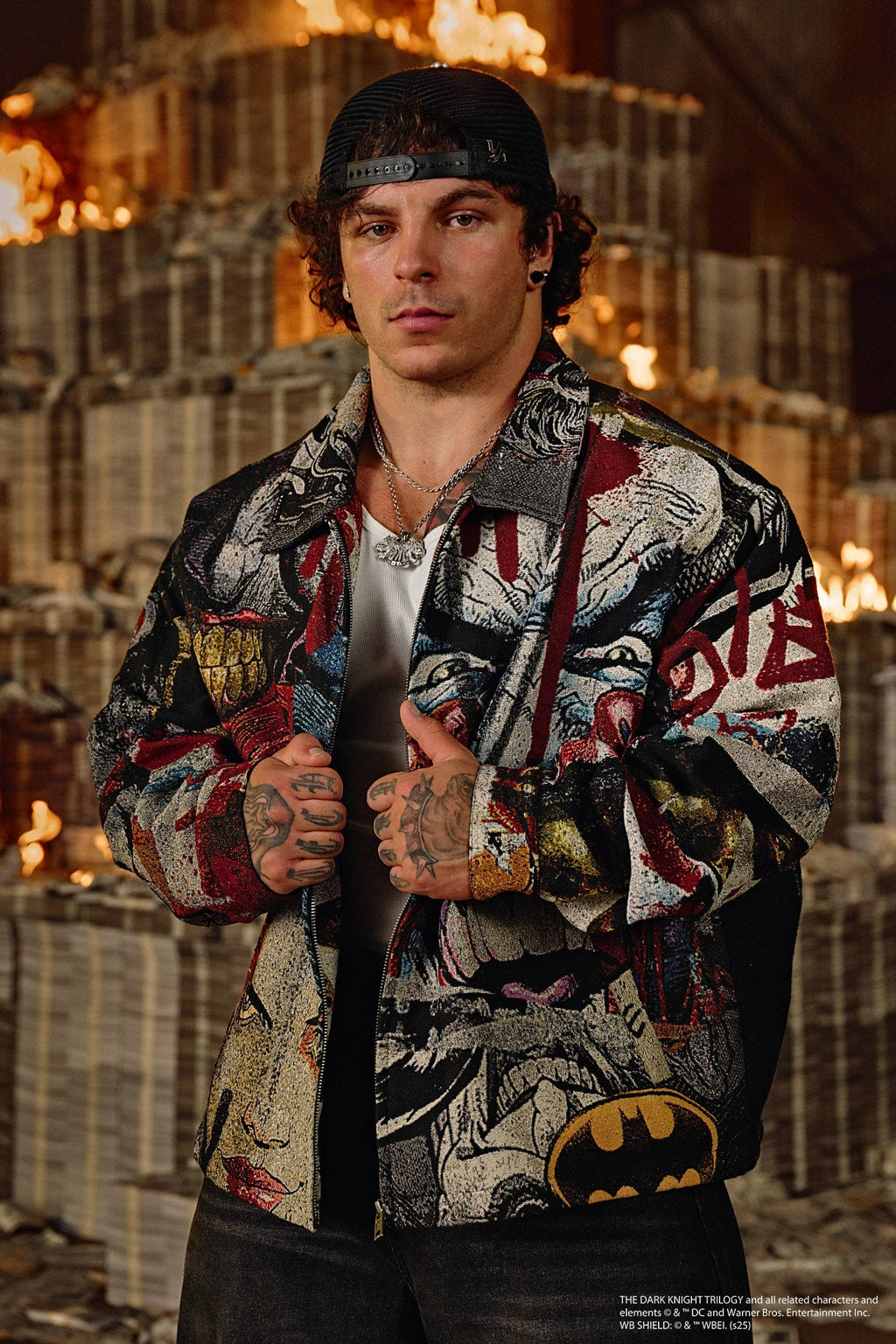 5177 - Batman Limited Edition Tapestry Jackets — imagem 2