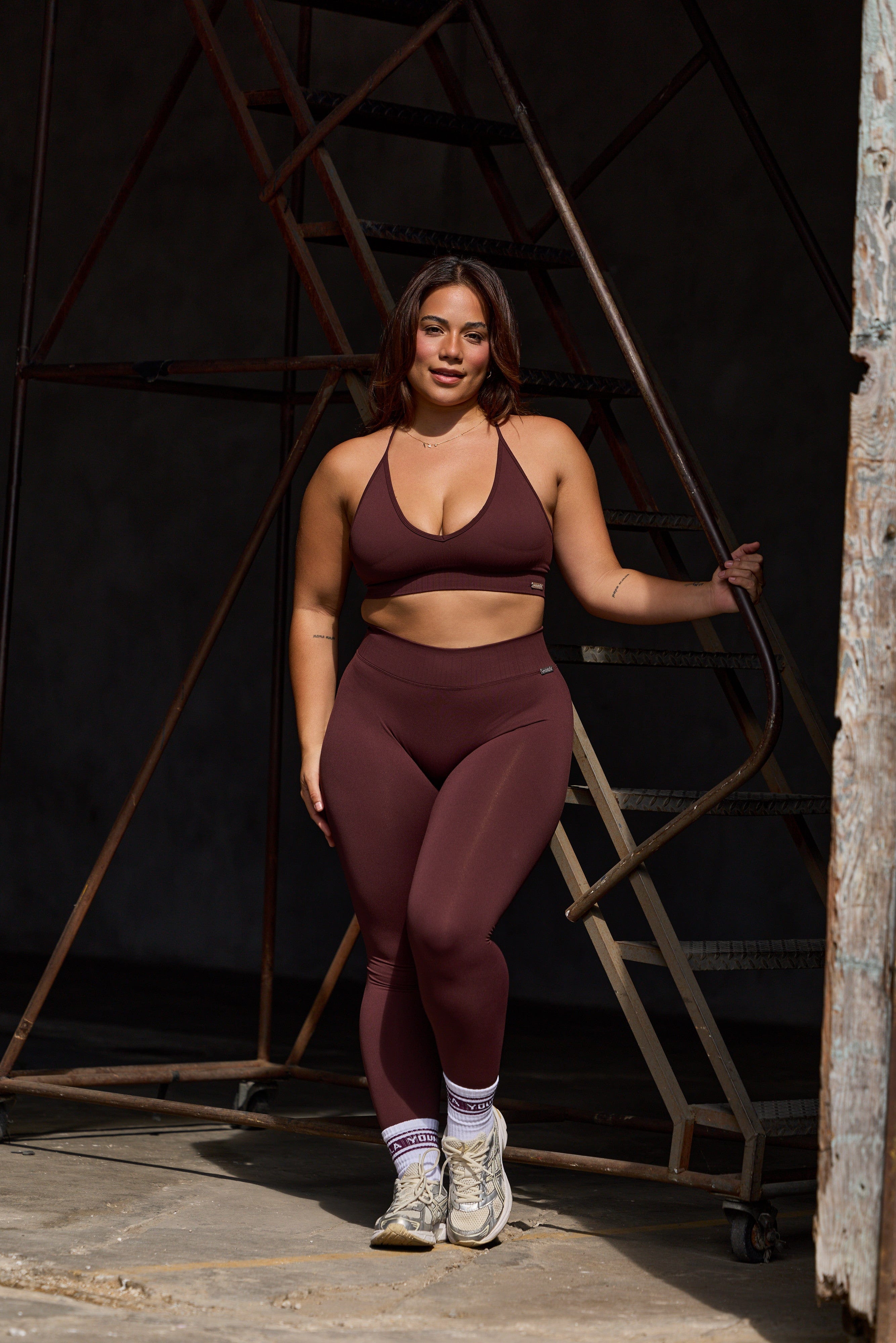 W367 - Sculpt Seamless Plunge Bra — imagem 6