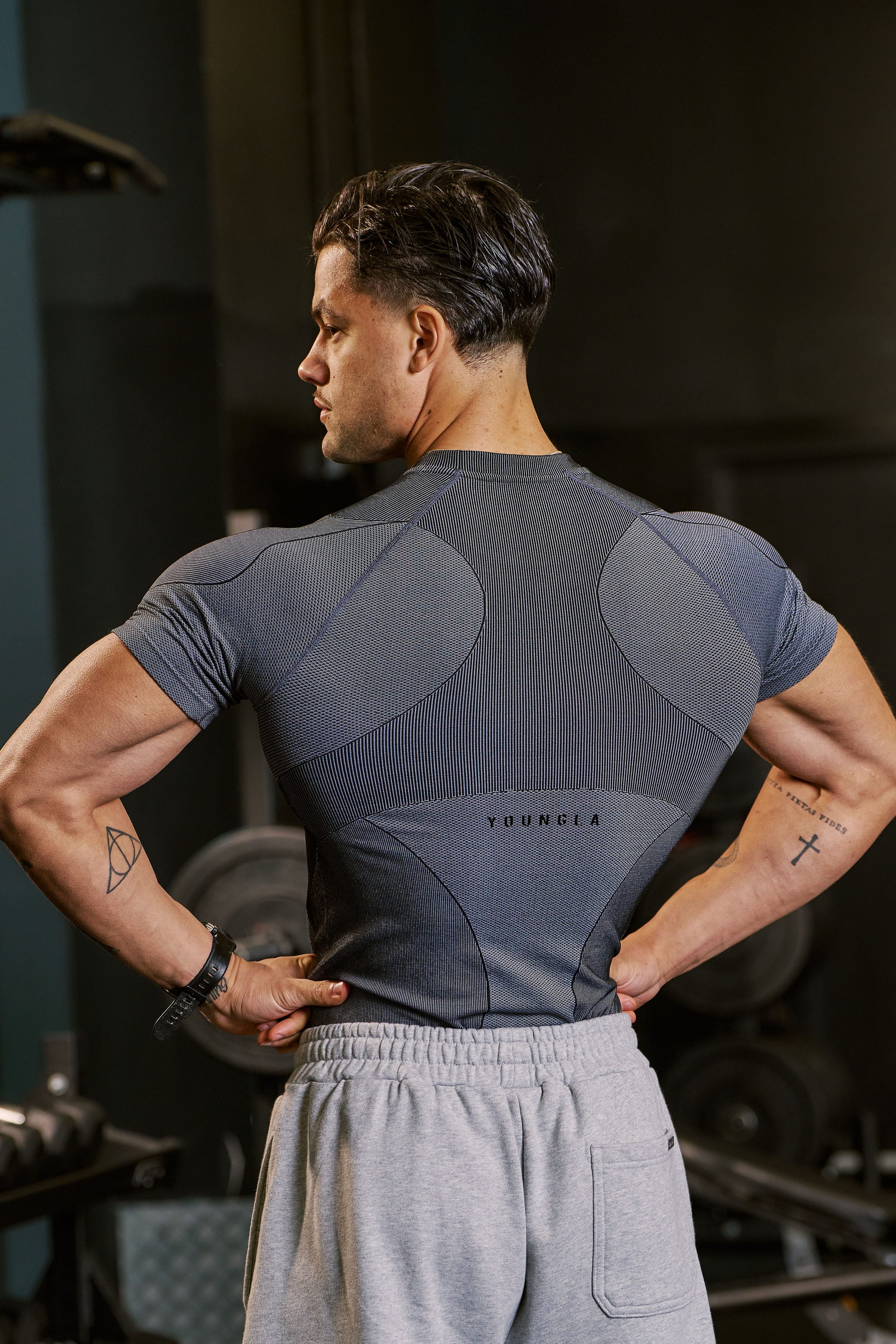 4339 - Forme Compression Tees — imagem 2