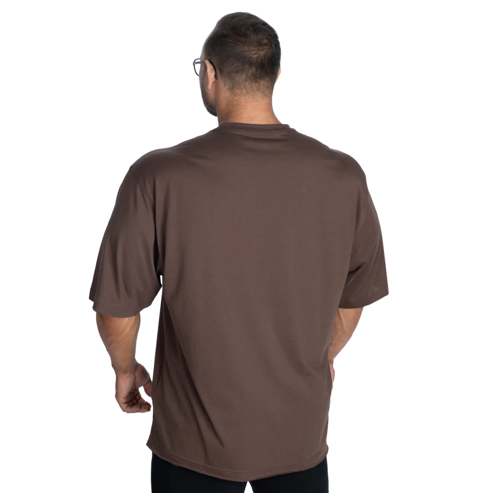 PUMP COVER IRON TEE