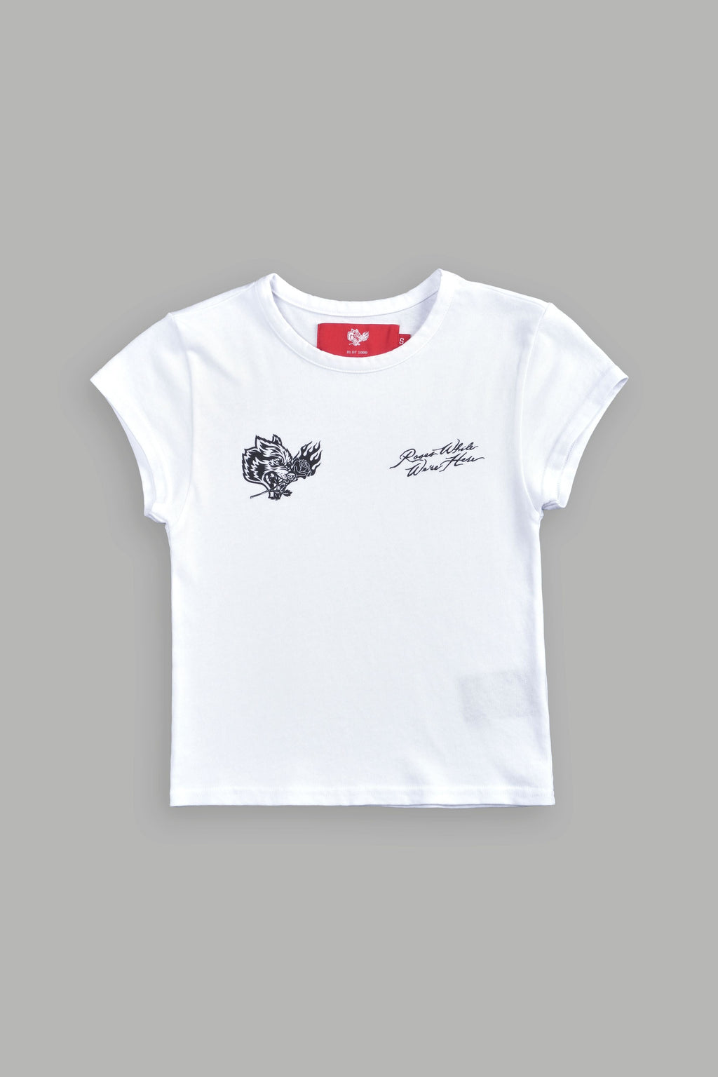 Roses While We're Here "Baby" Tee in White — imagem 5