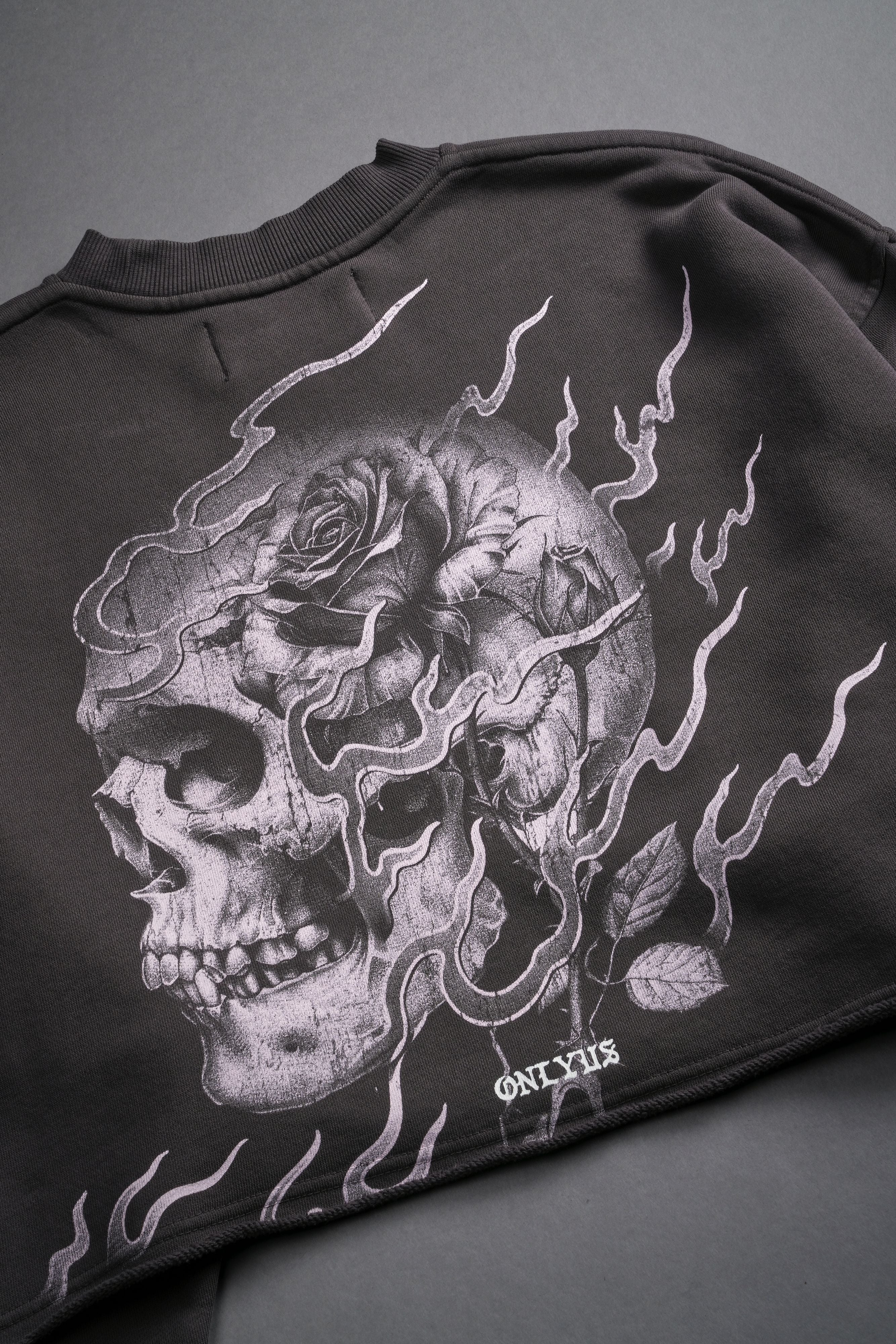 Mori Among Roses London (Cropped) Crewneck in Wolf Gray — imagem 9